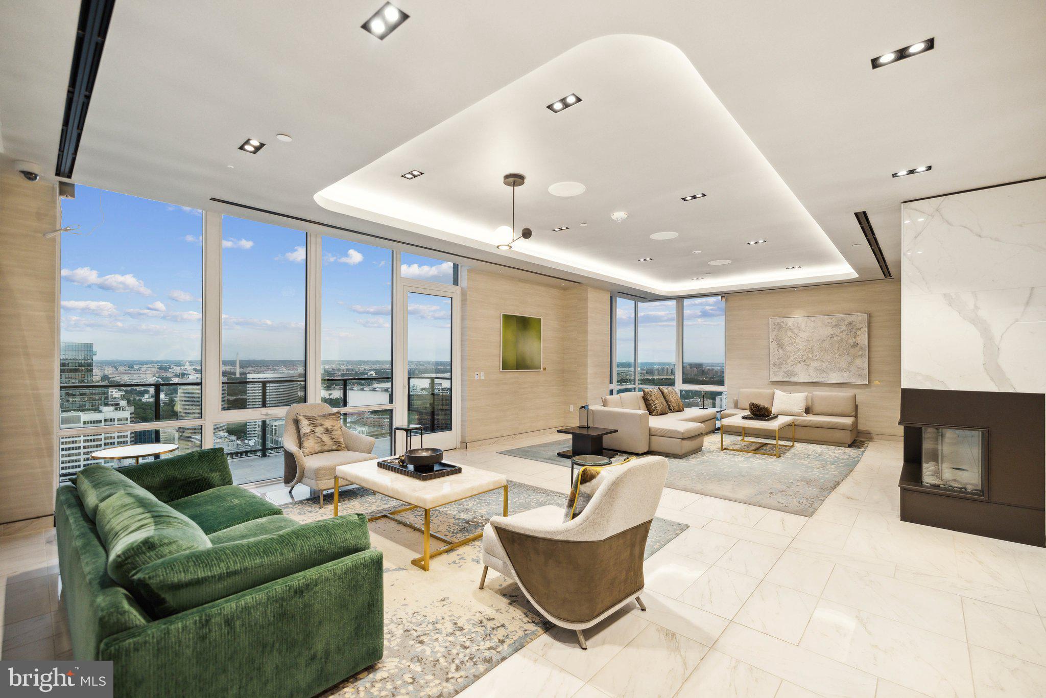ROSSLYN - Residential