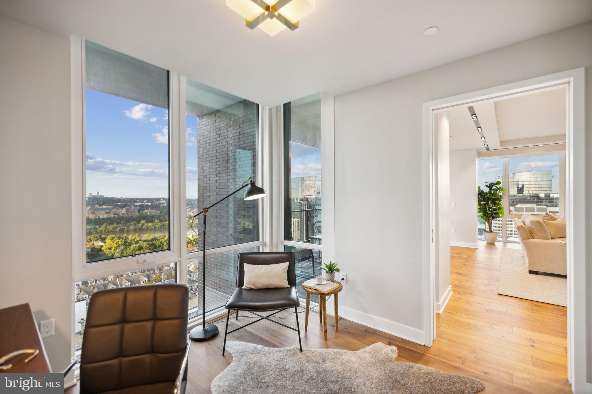 ROSSLYN - Residential