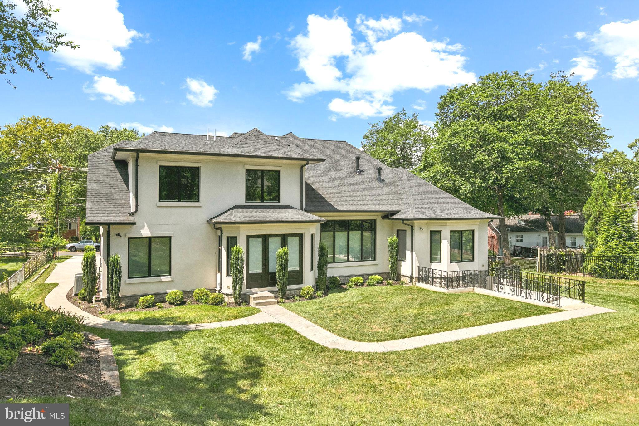WESTBRIAR - Residential