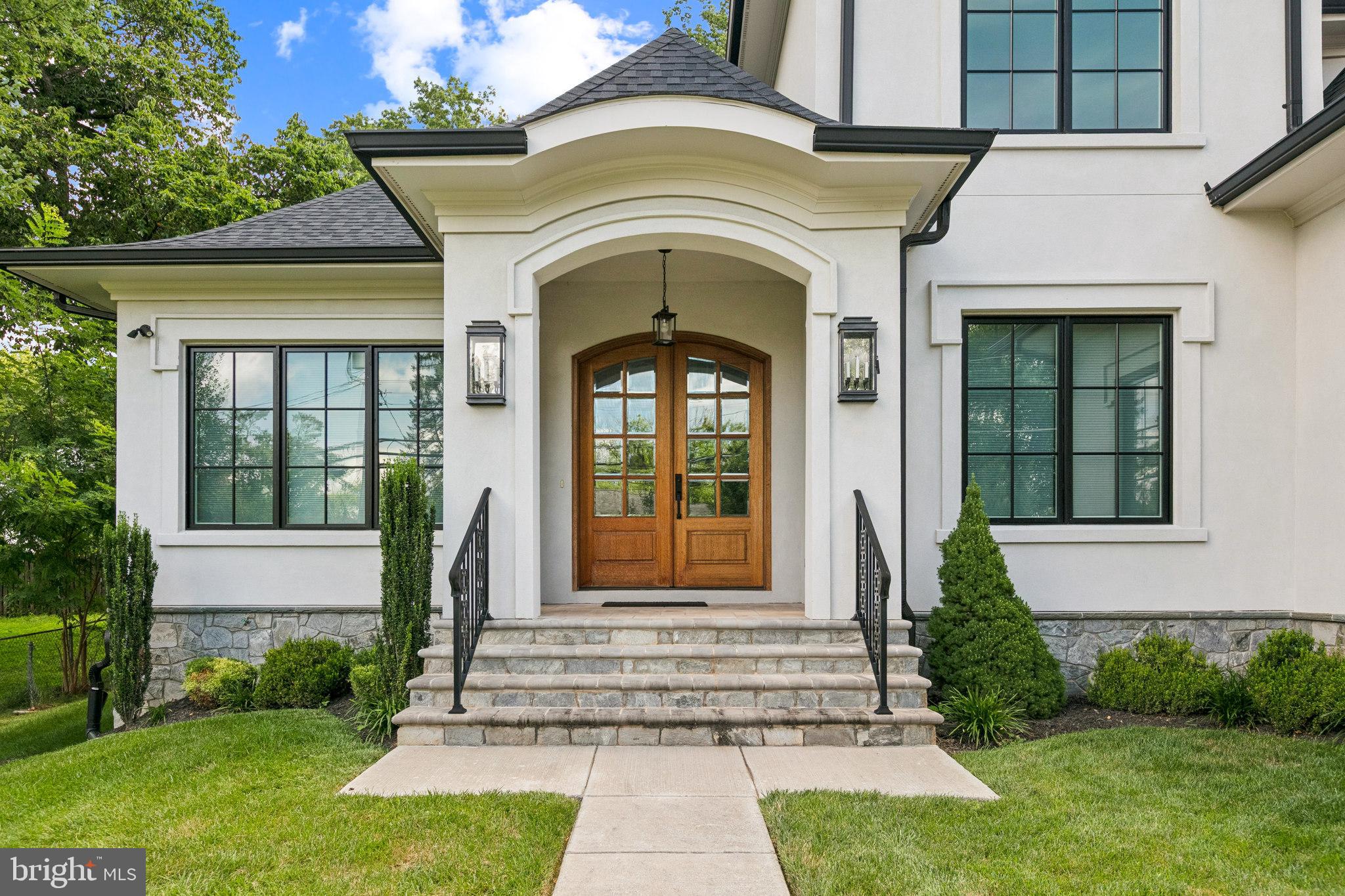 WESTBRIAR - Residential