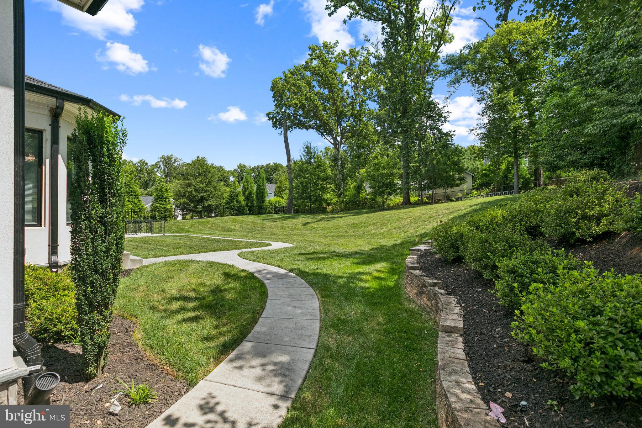 WESTBRIAR - Residential