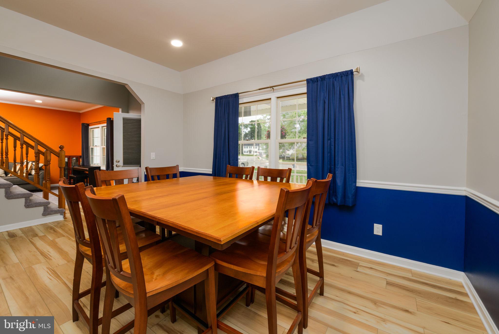 HIDDEN OAKS - Residential