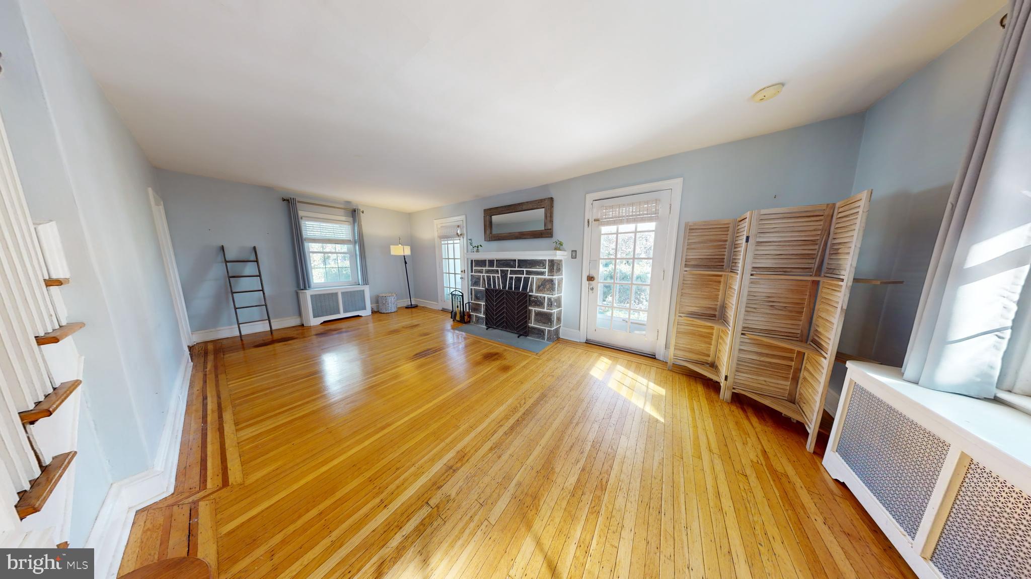 MERWOOD PARK - Residential