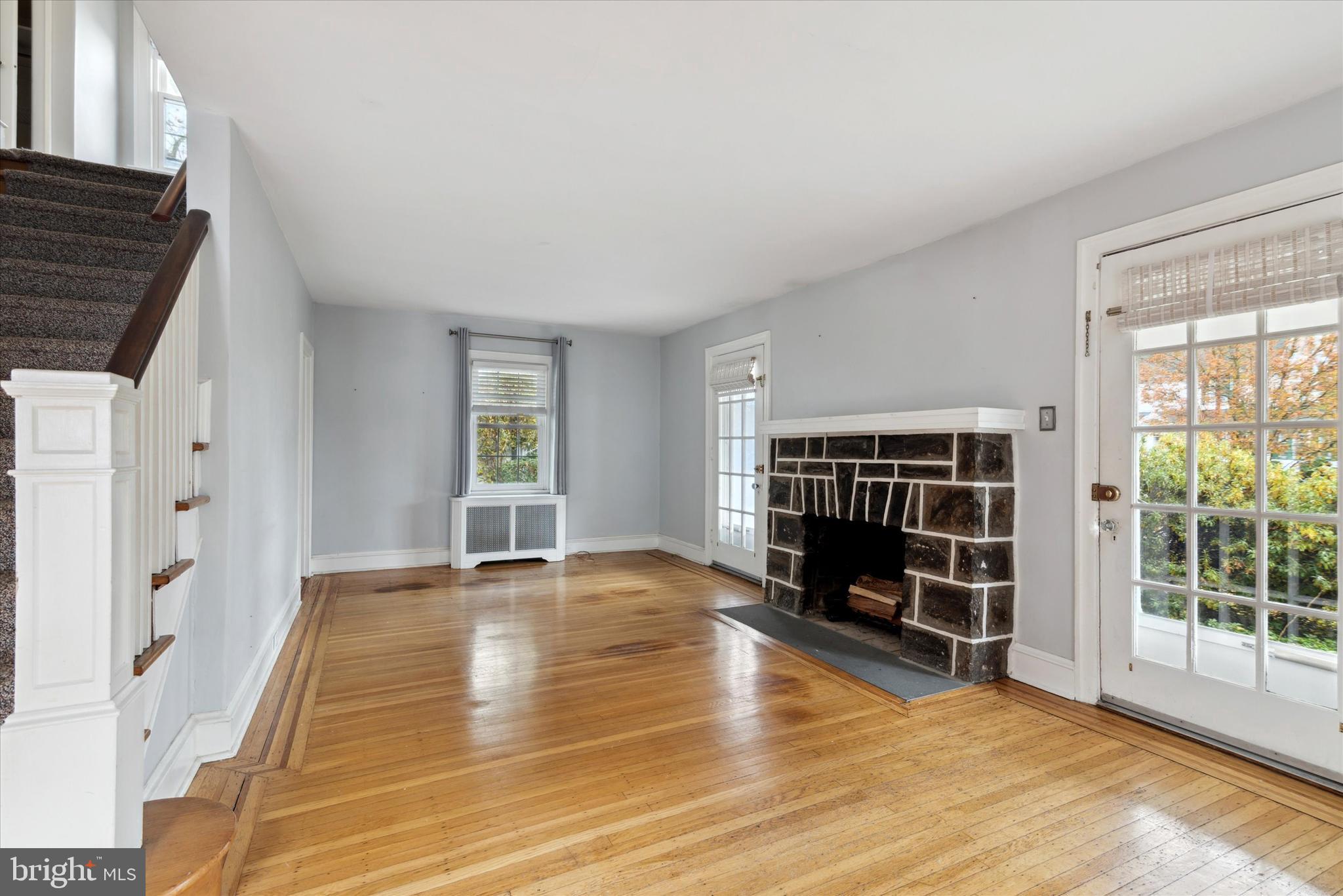 MERWOOD PARK - Residential