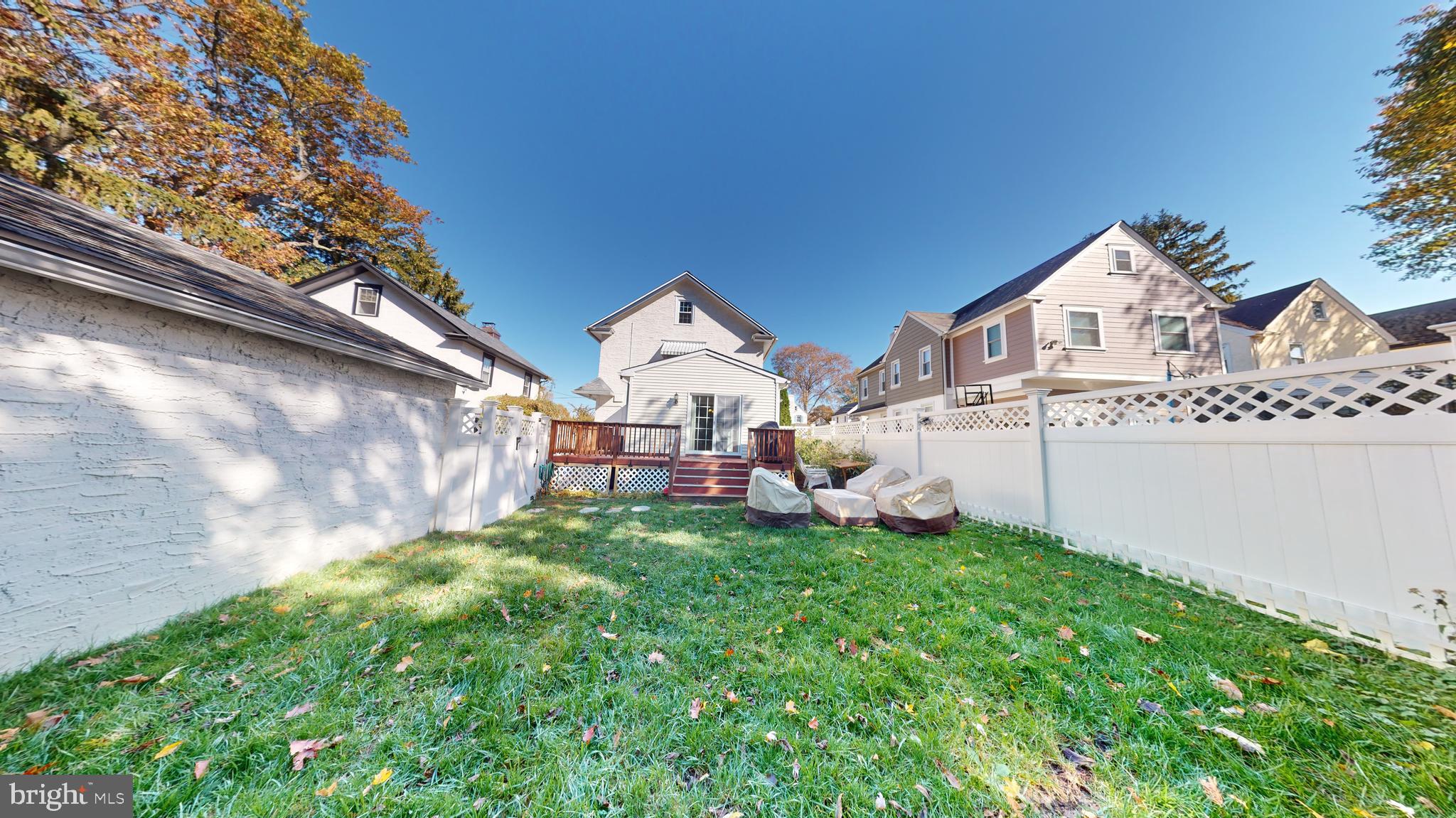 MERWOOD PARK - Residential