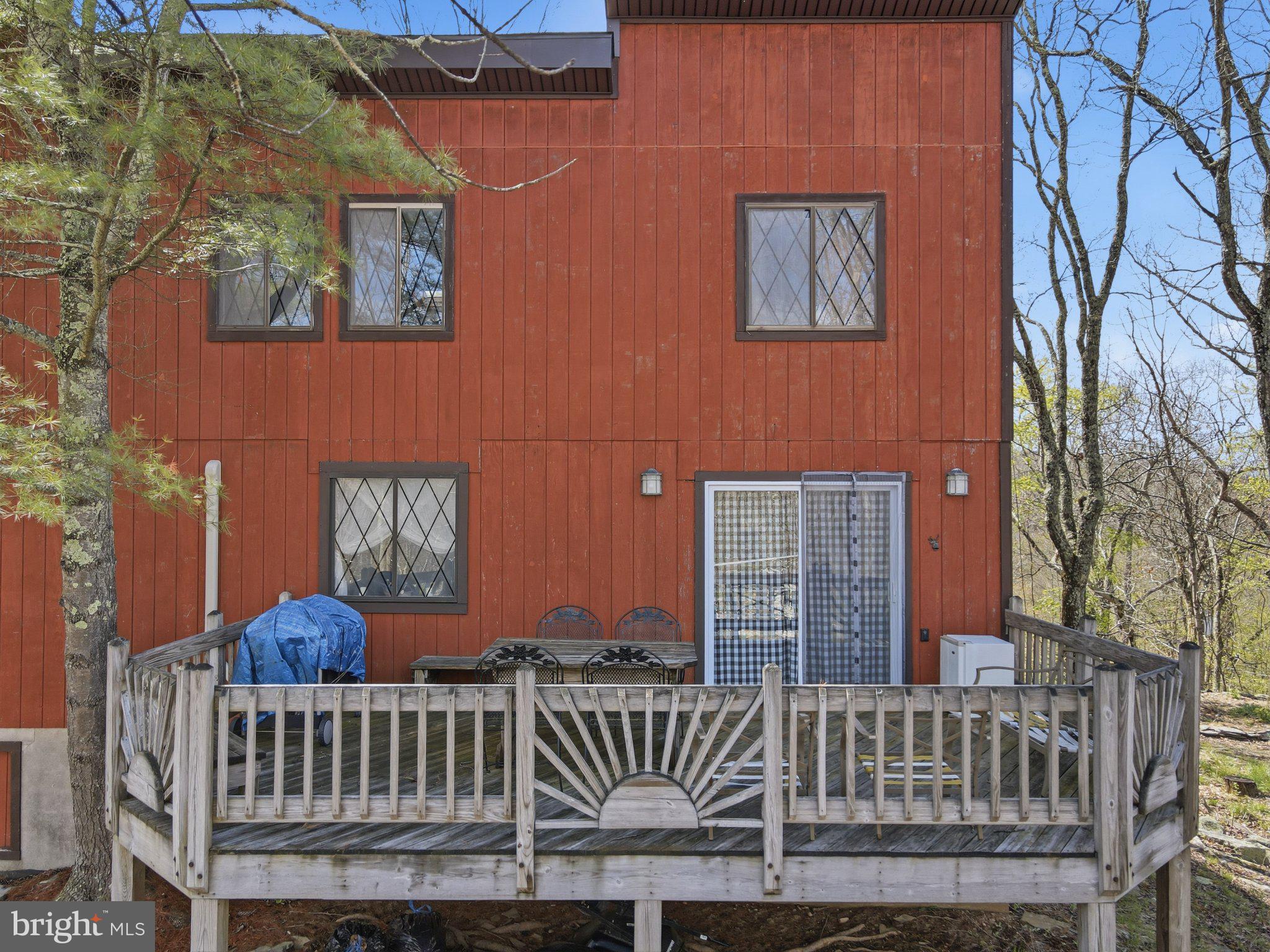 SAW CREEK ESTATES - Residential