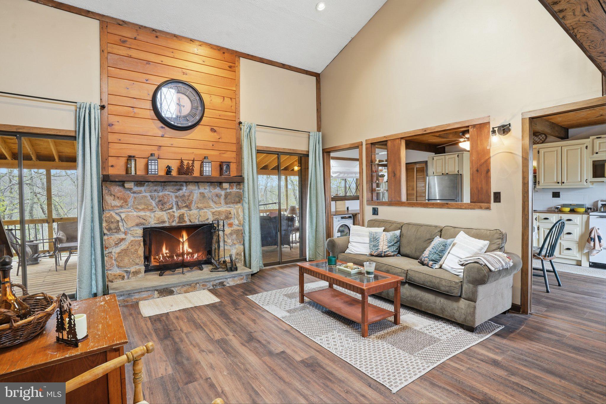 SAW CREEK ESTATES - Residential