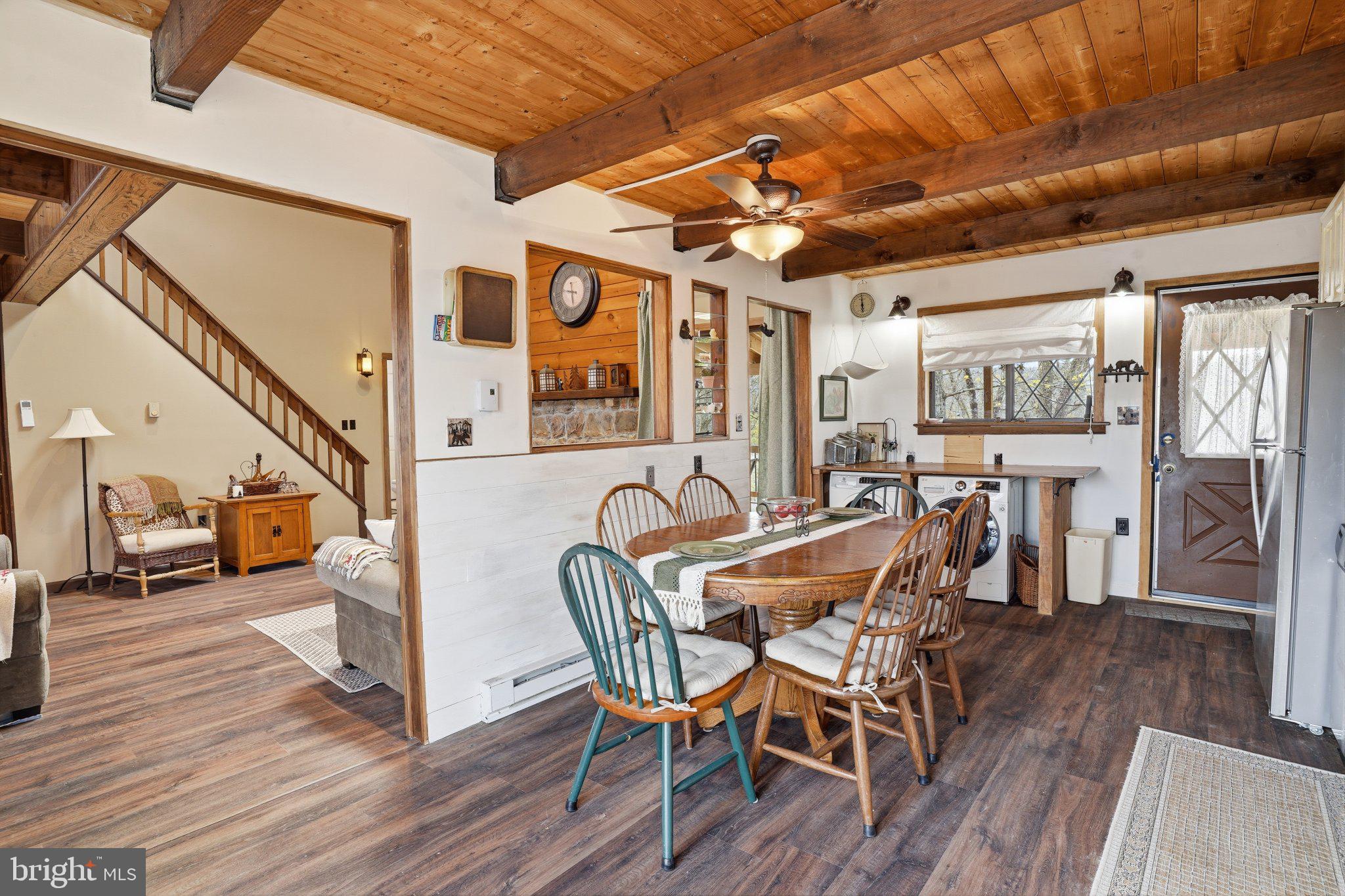 SAW CREEK ESTATES - Residential