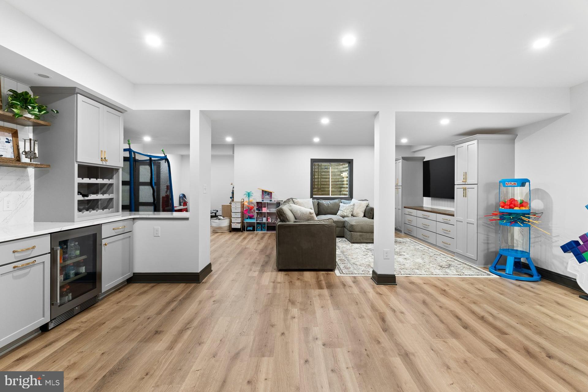 AMBER FIELDS - Residential