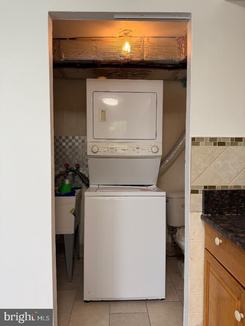 PHILADELPHIA - Residential