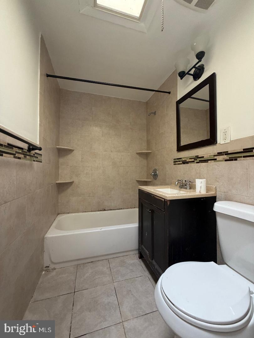 PHILADELPHIA - Residential