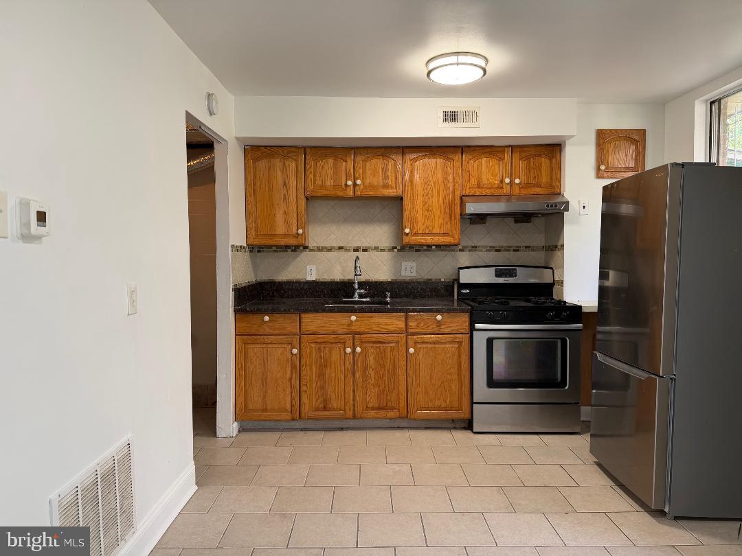 PHILADELPHIA - Residential