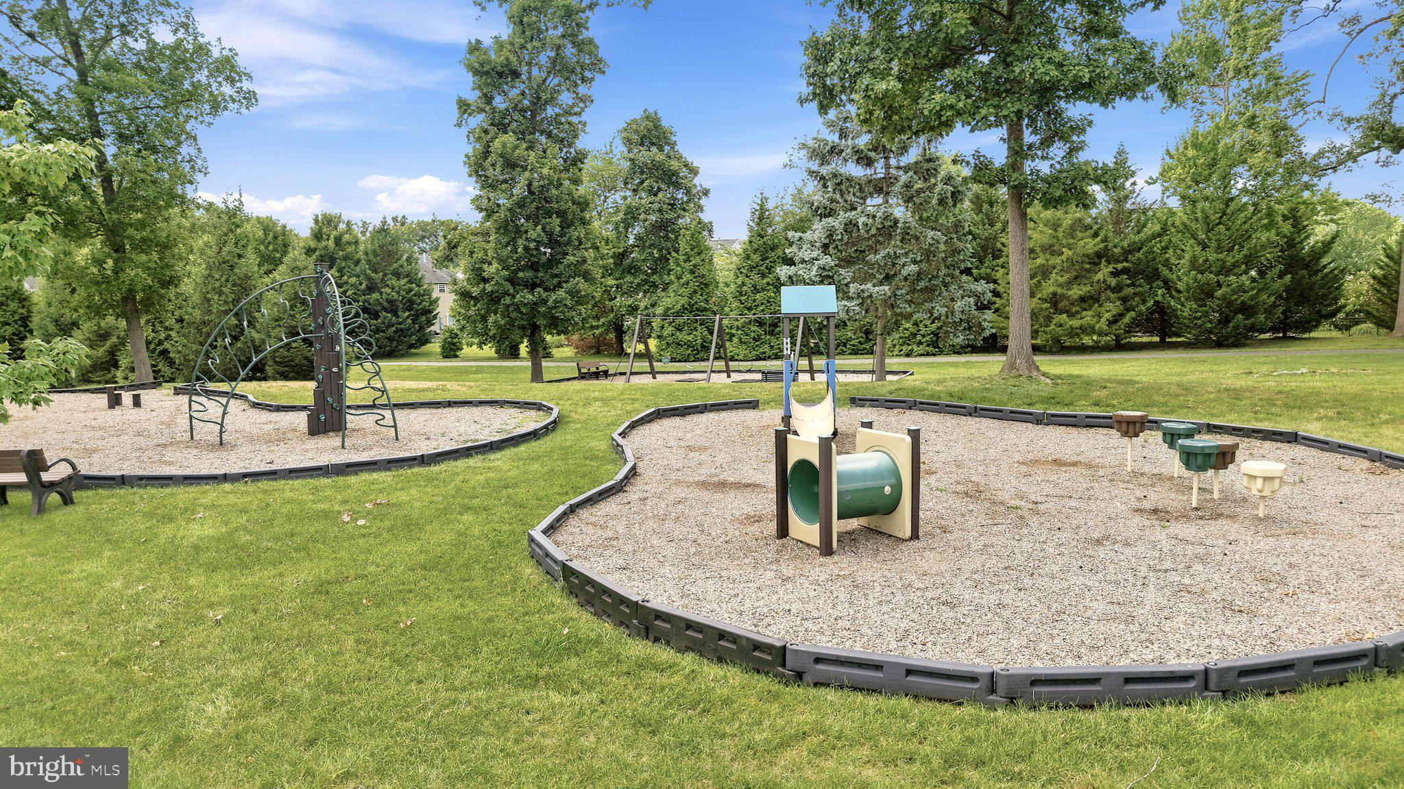 BROOKSIDE - Residential