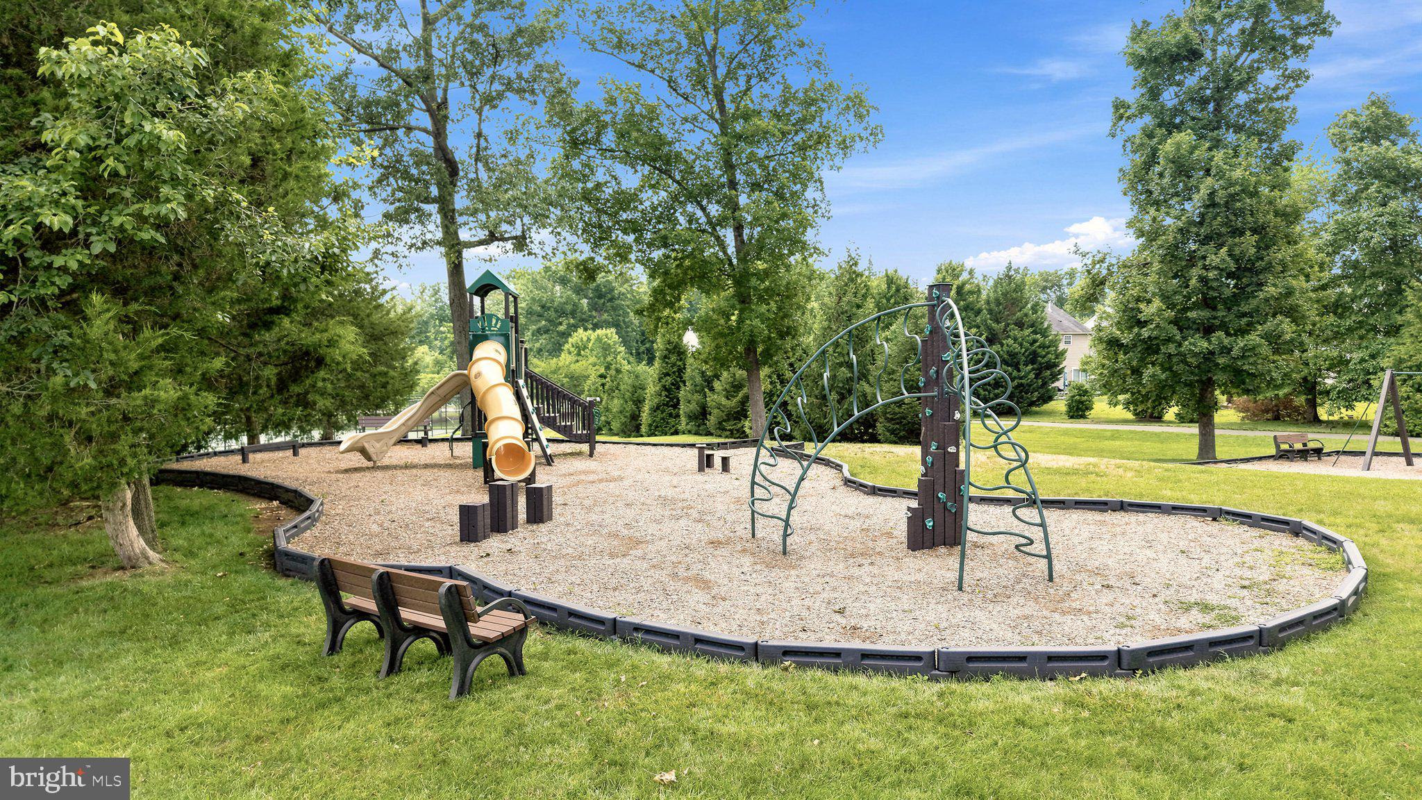 BROOKSIDE - Residential