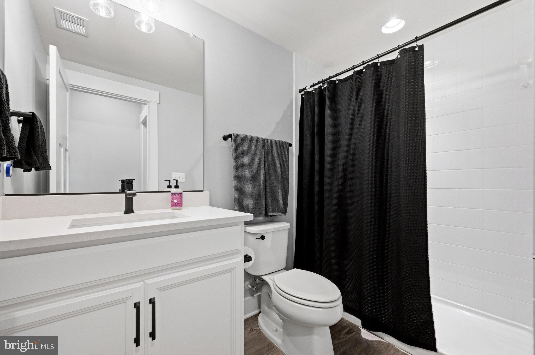BROOKSIDE - Residential