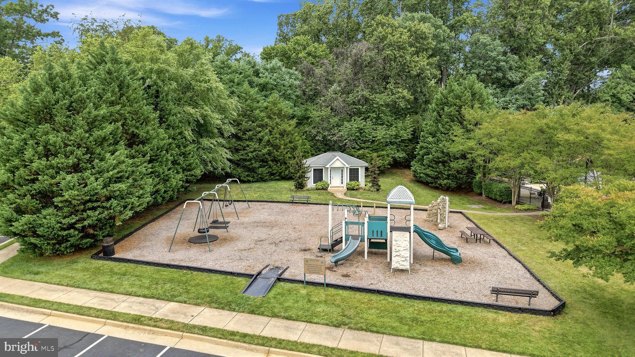 BROOKSIDE - Residential