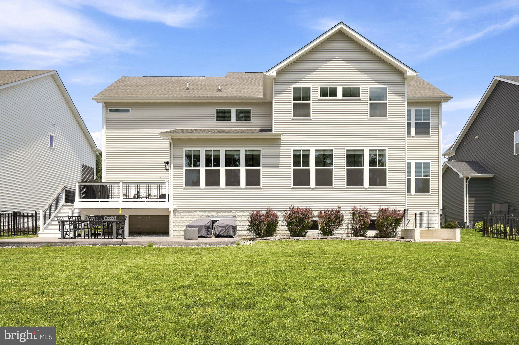 BROOKSIDE - Residential