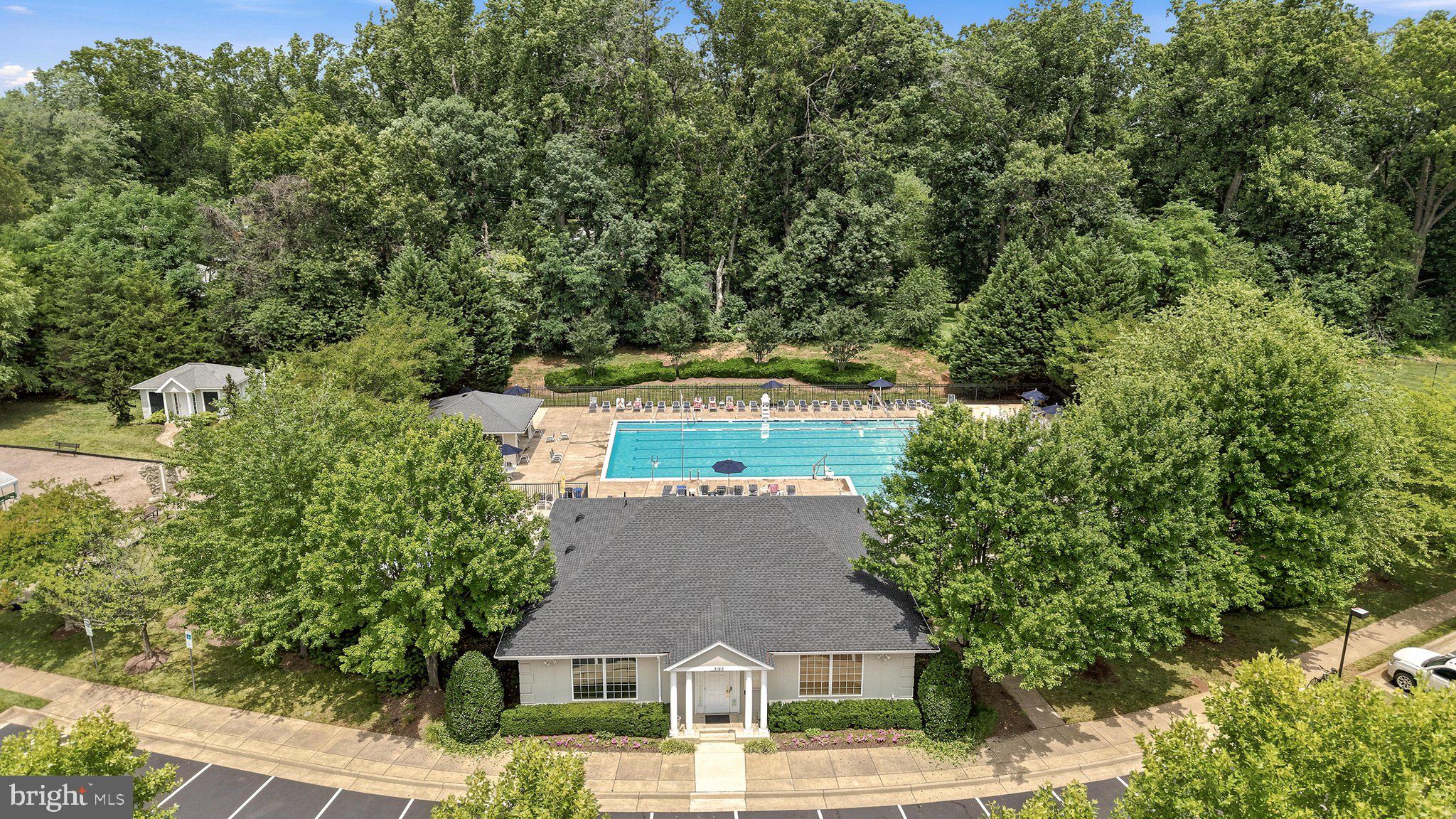 BROOKSIDE - Residential