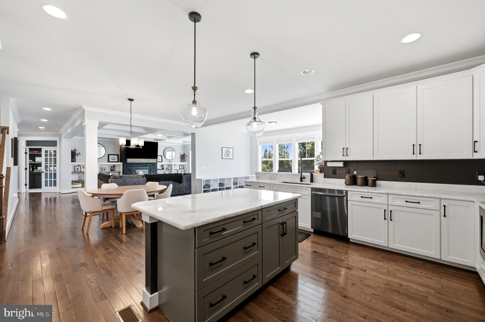 BROOKSIDE - Residential