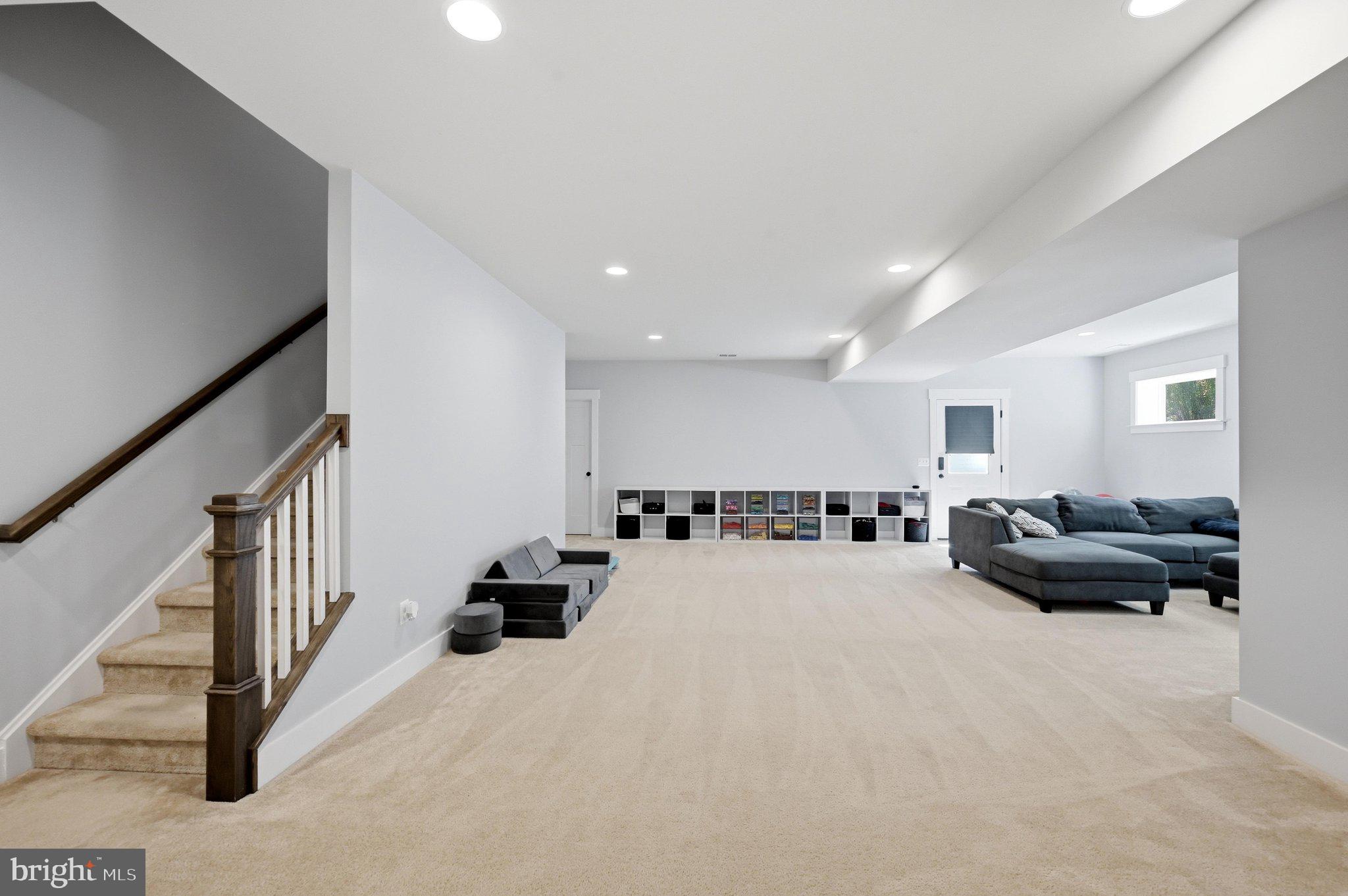 BROOKSIDE - Residential