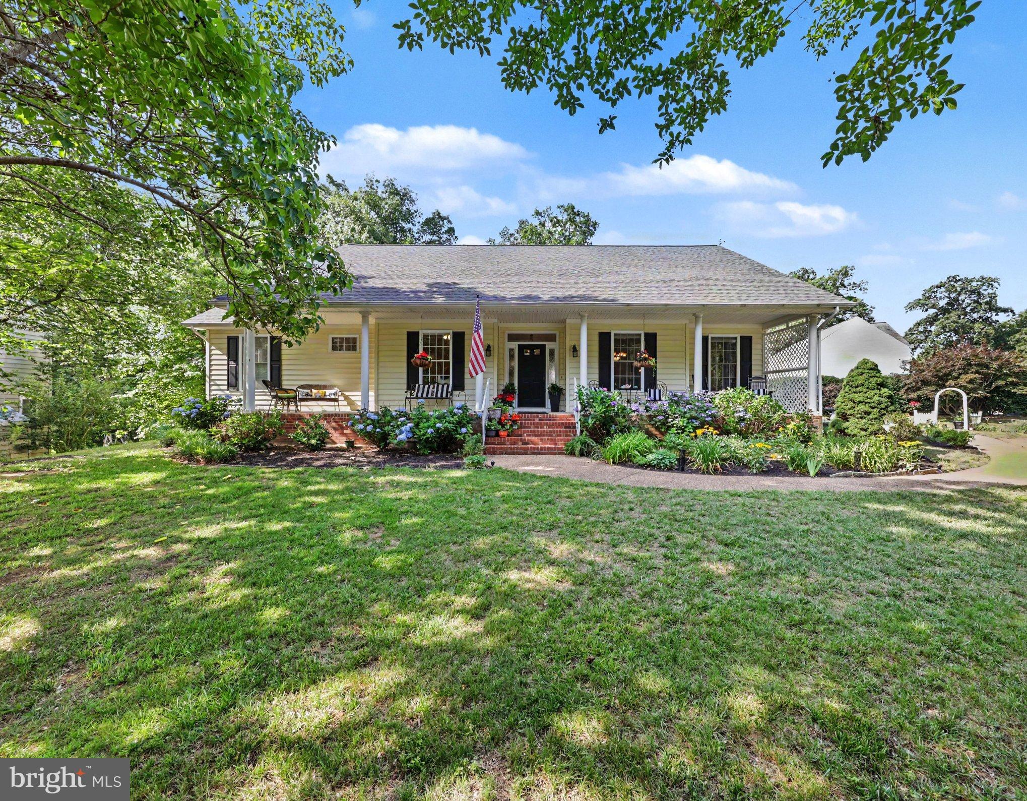 CAVALRY RIDGE - Residential