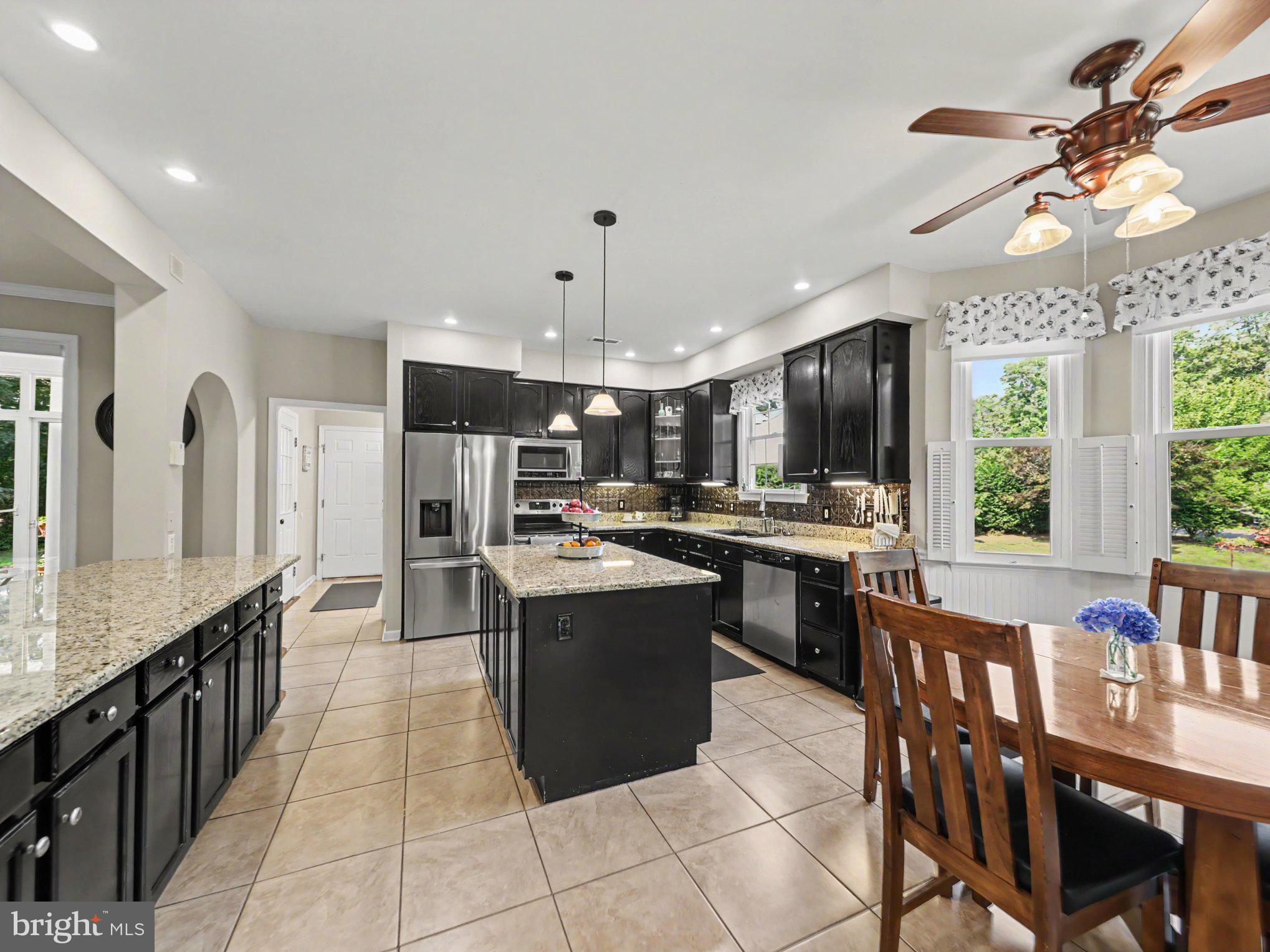 CAVALRY RIDGE - Residential
