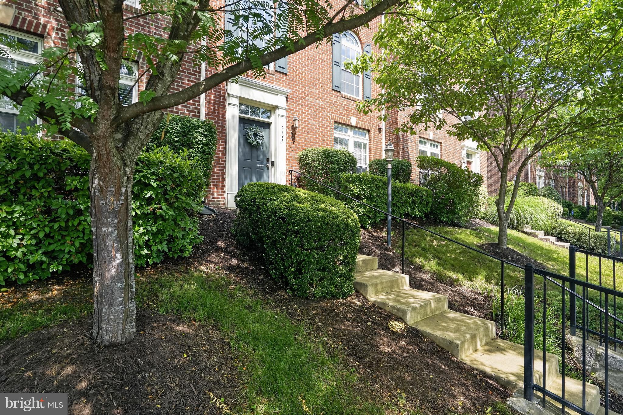 POTOMAC CLUB - Residential