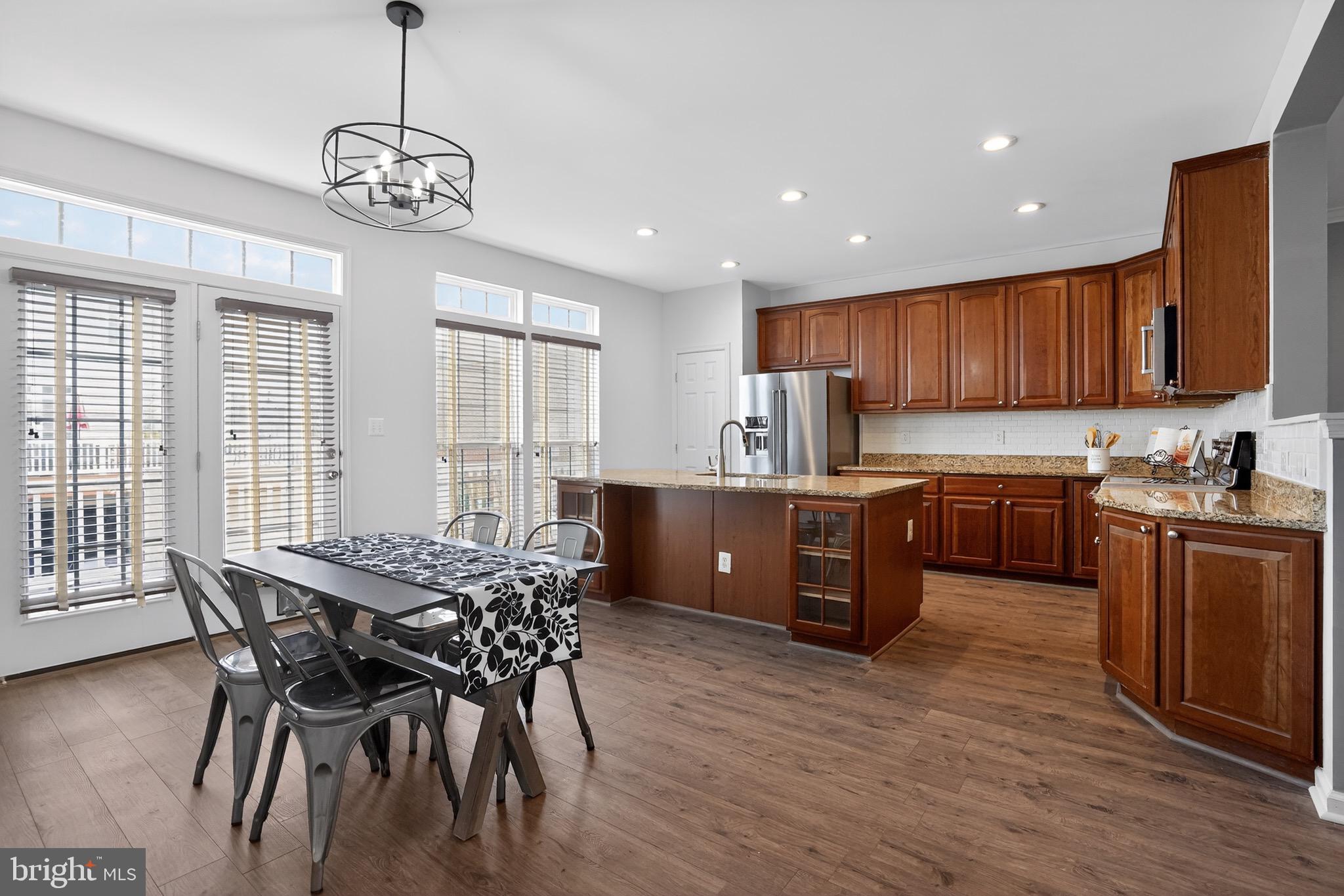 POTOMAC CLUB - Residential
