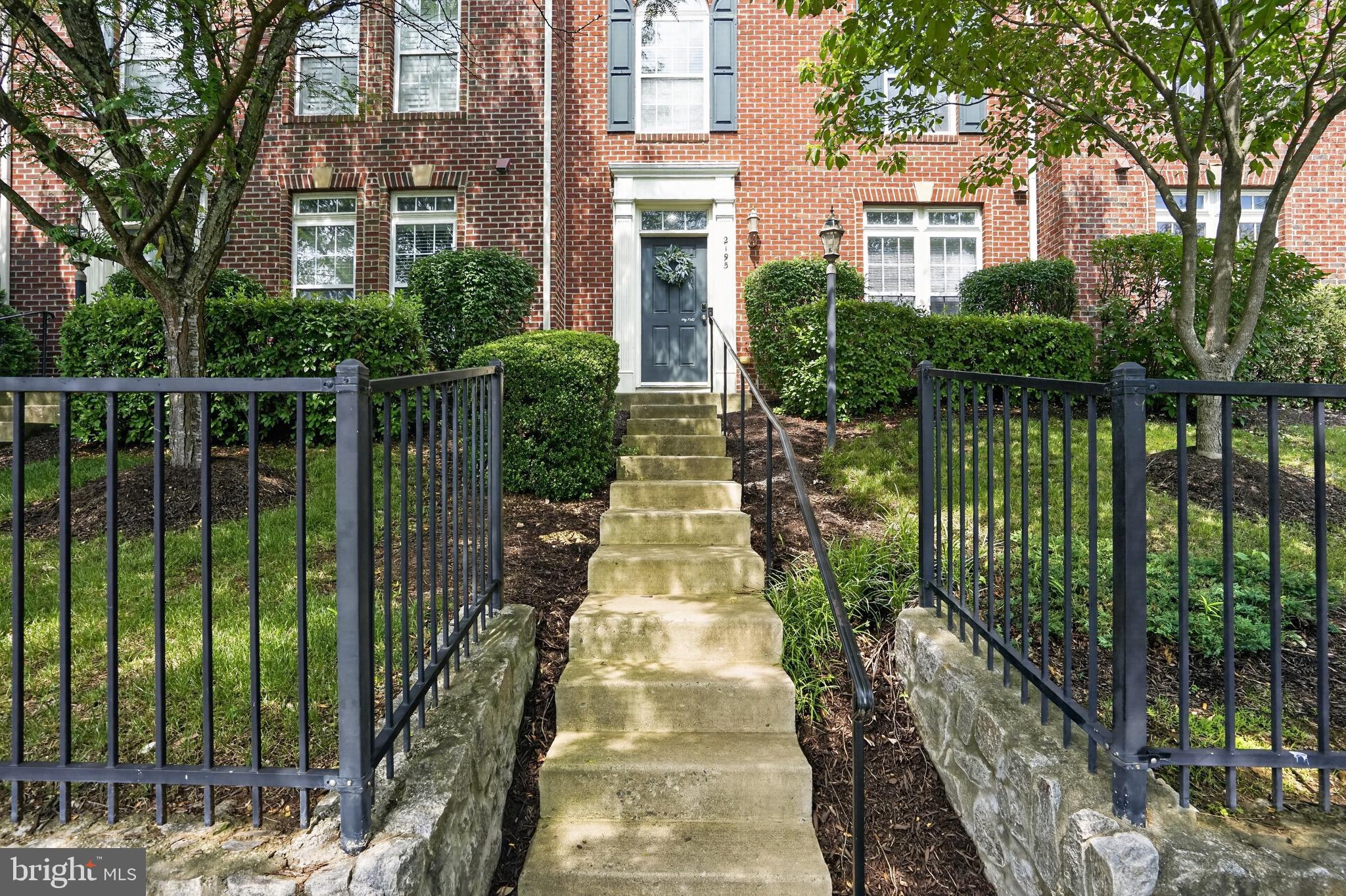 POTOMAC CLUB - Residential
