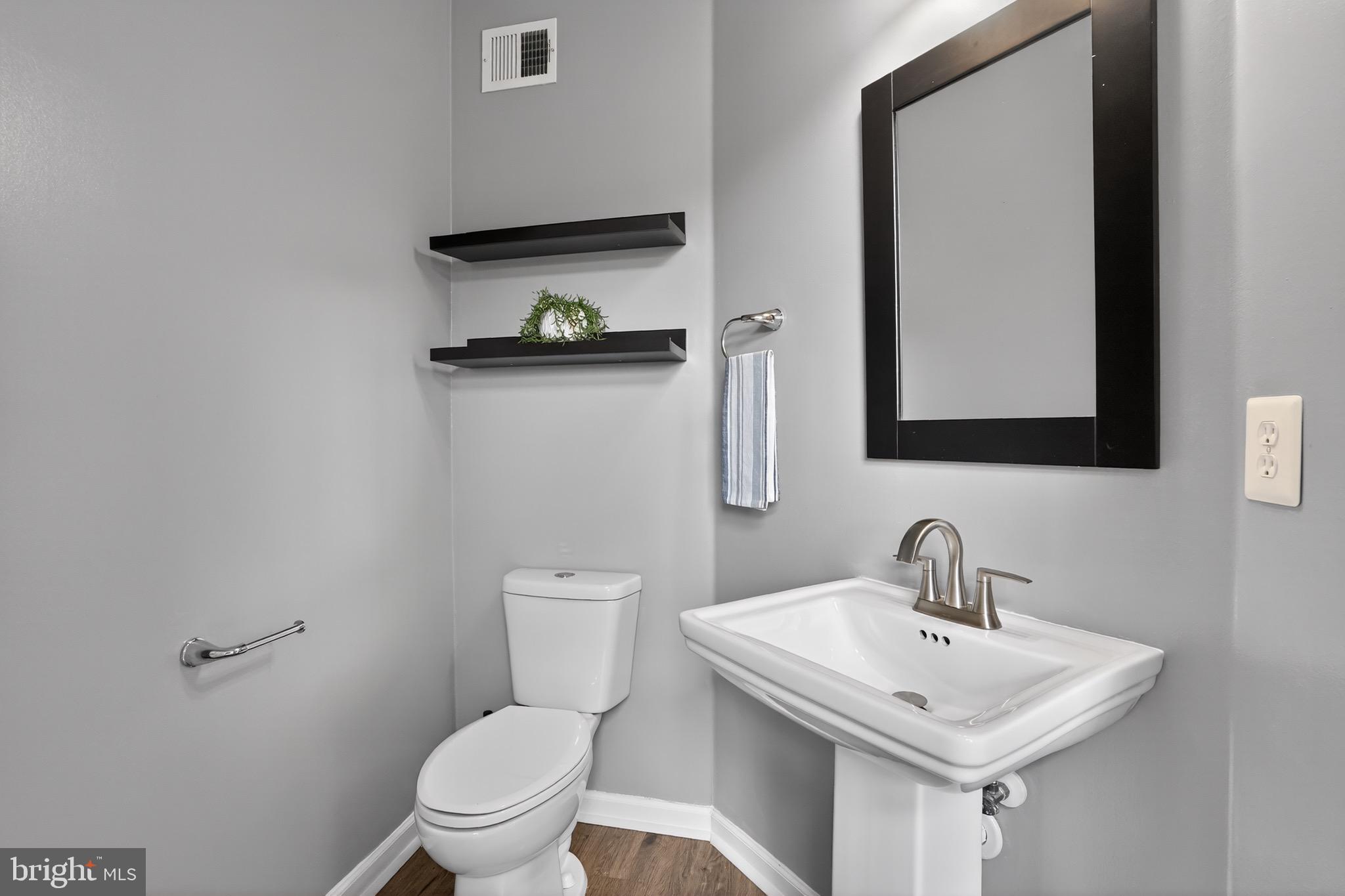 POTOMAC CLUB - Residential