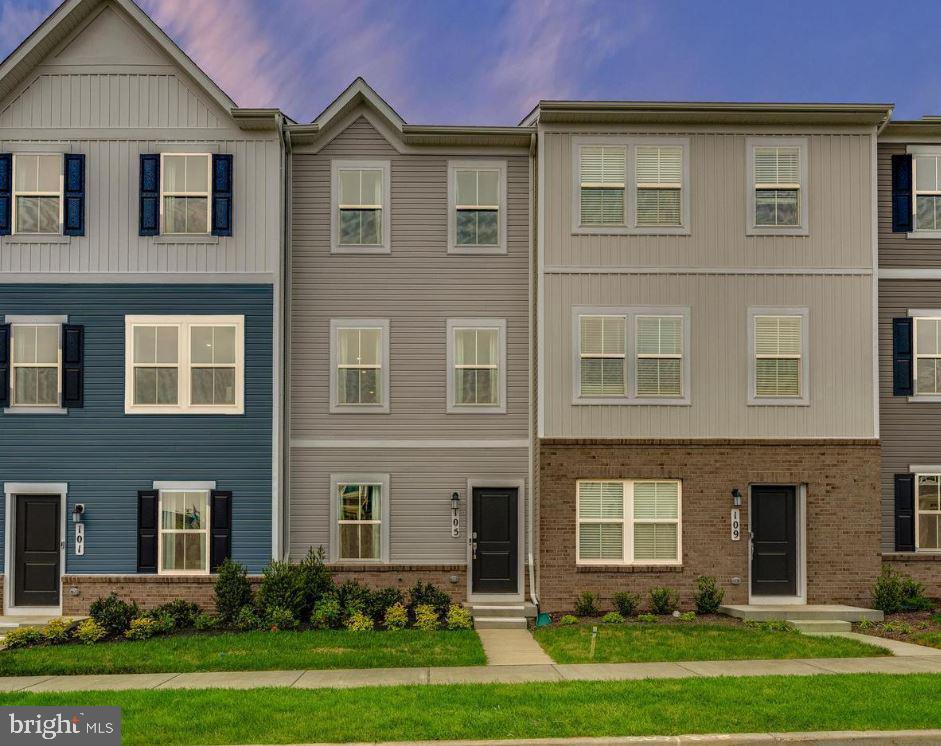 RED CLOVER MEADOWS - Residential