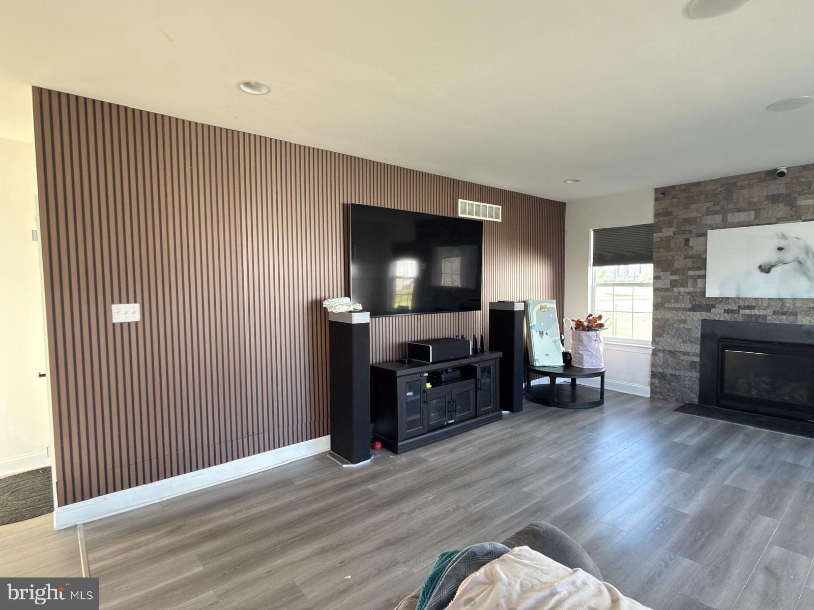 MARKLEY FARM - Residential