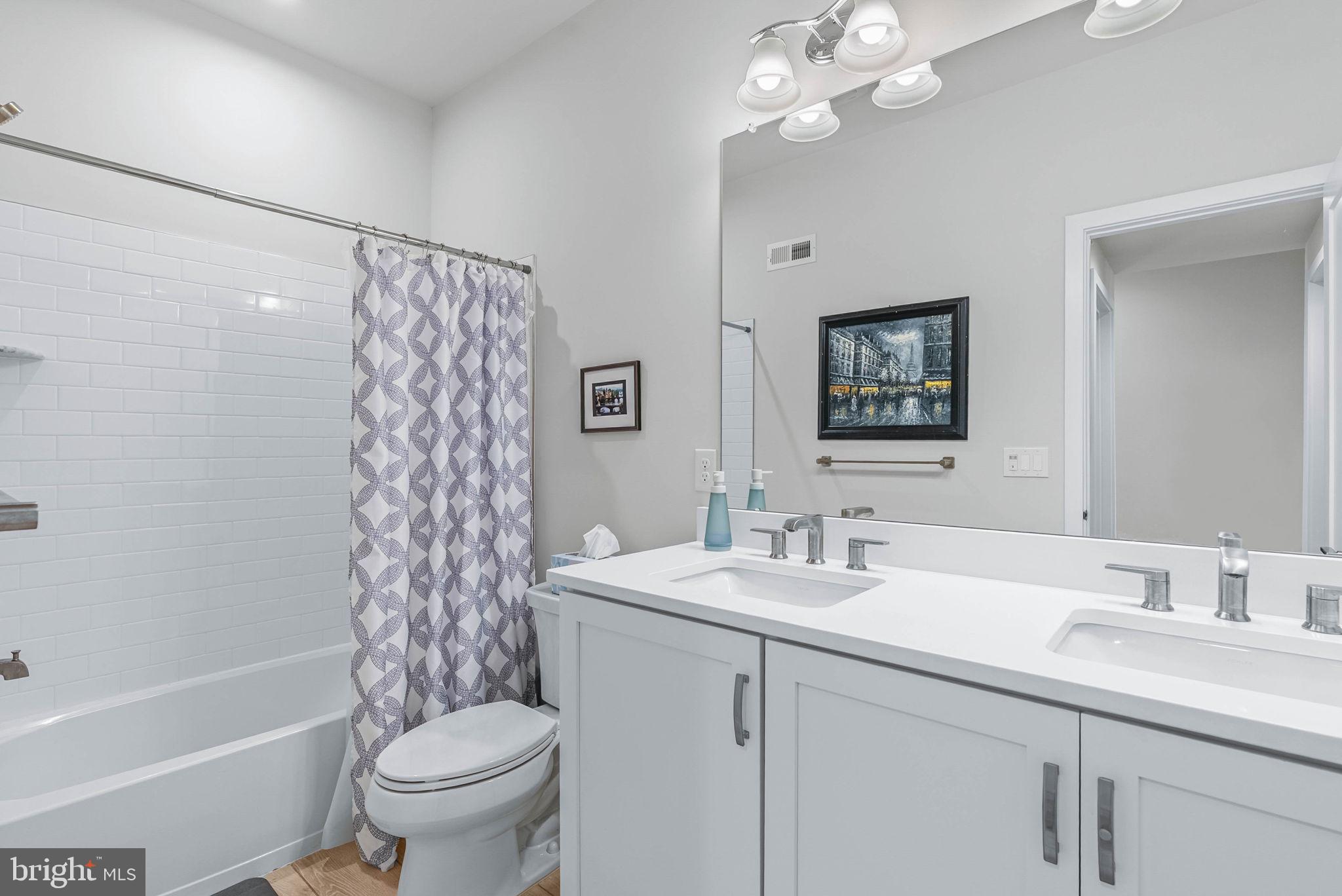 NORTHBANK - Residential