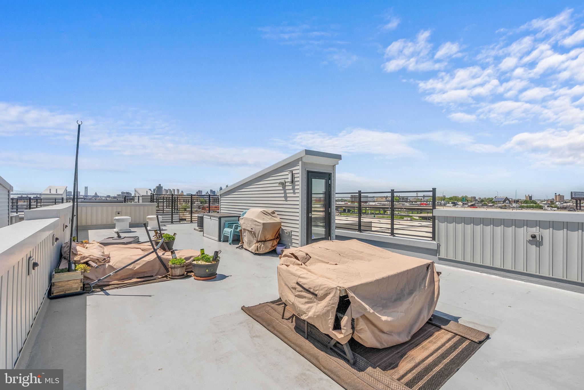 NORTHBANK - Residential