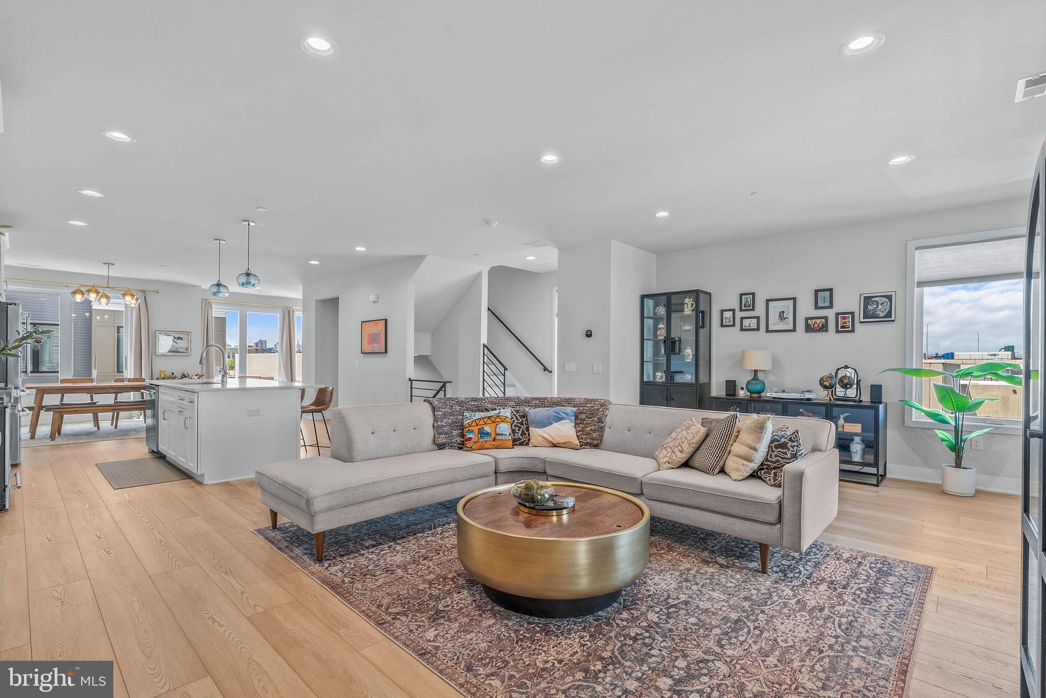 NORTHBANK - Residential