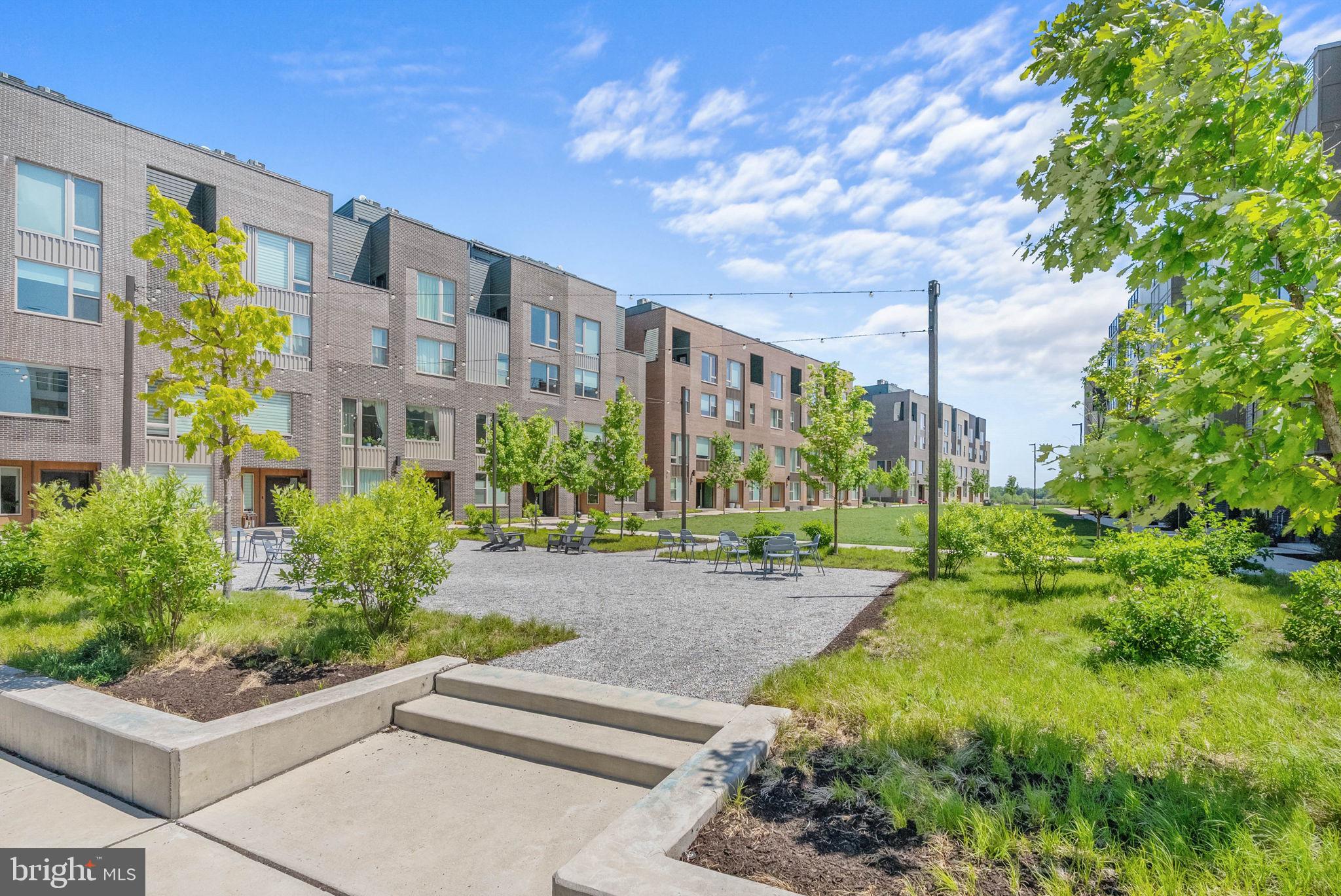 NORTHBANK - Residential