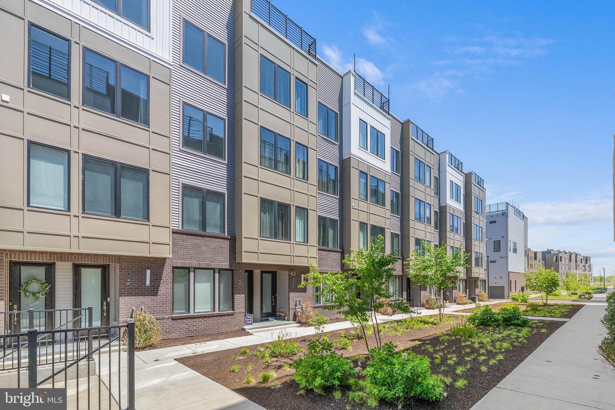 NORTHBANK - Residential