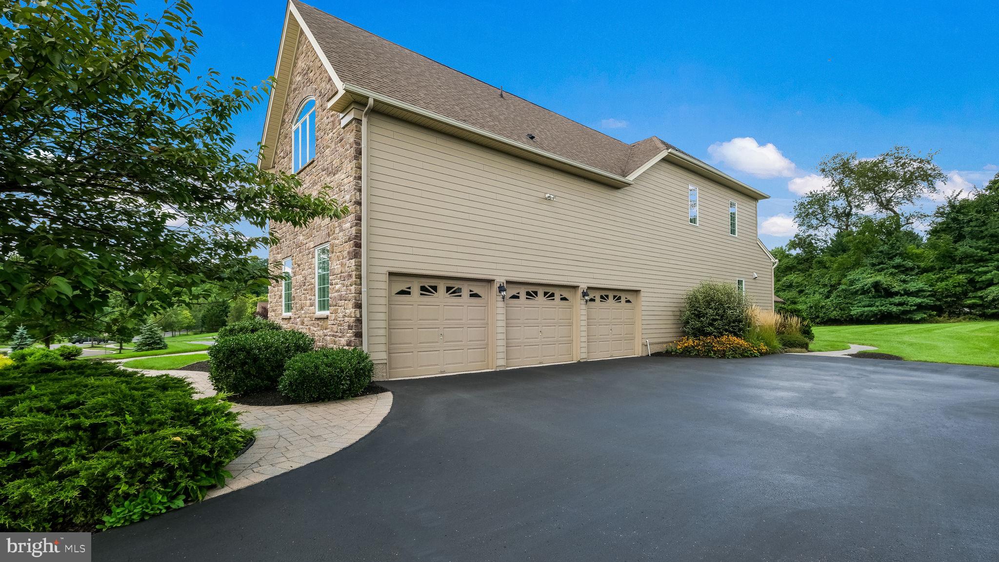 SPRING VALLEY ESTATES - Residential