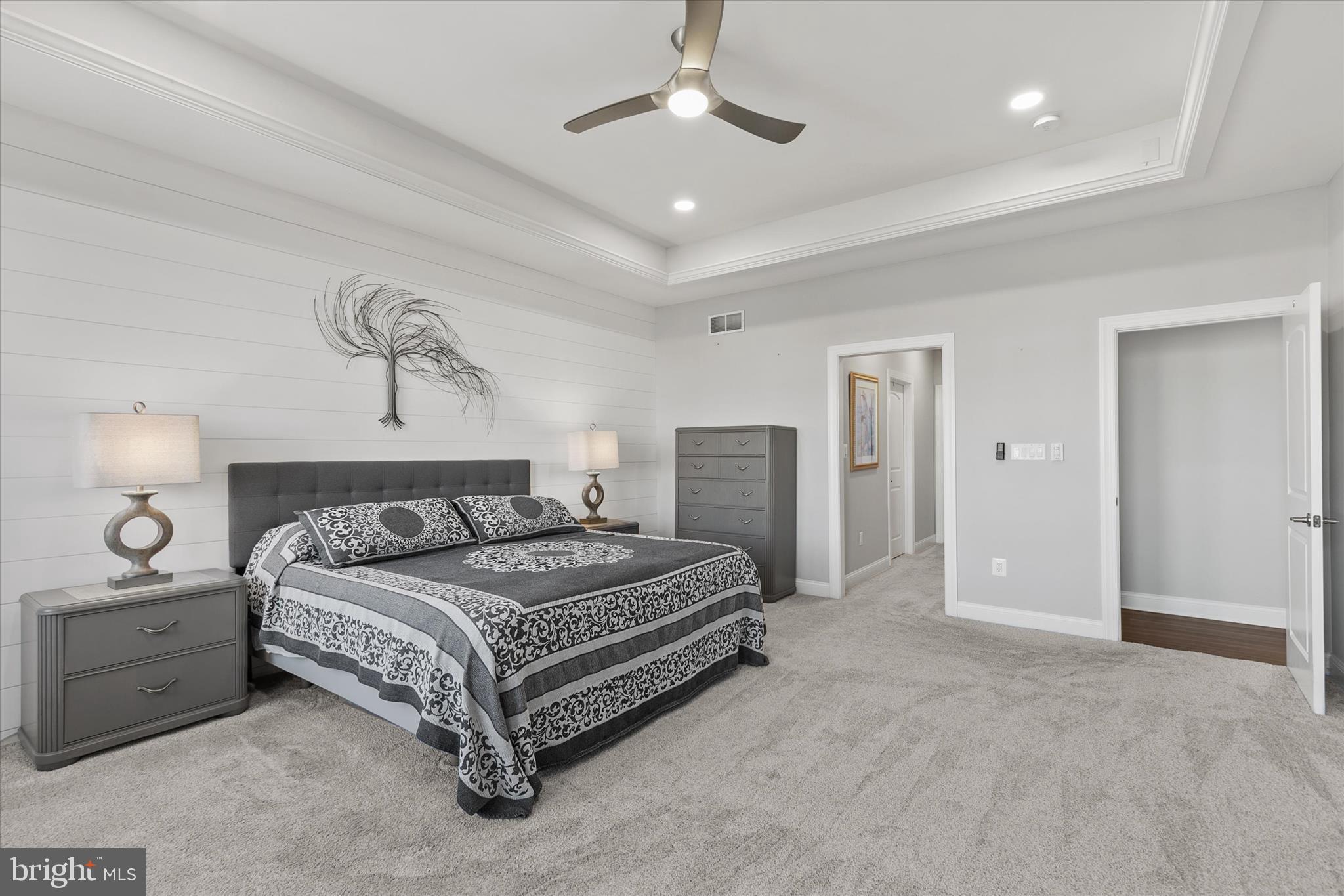 PENINSULA - Residential