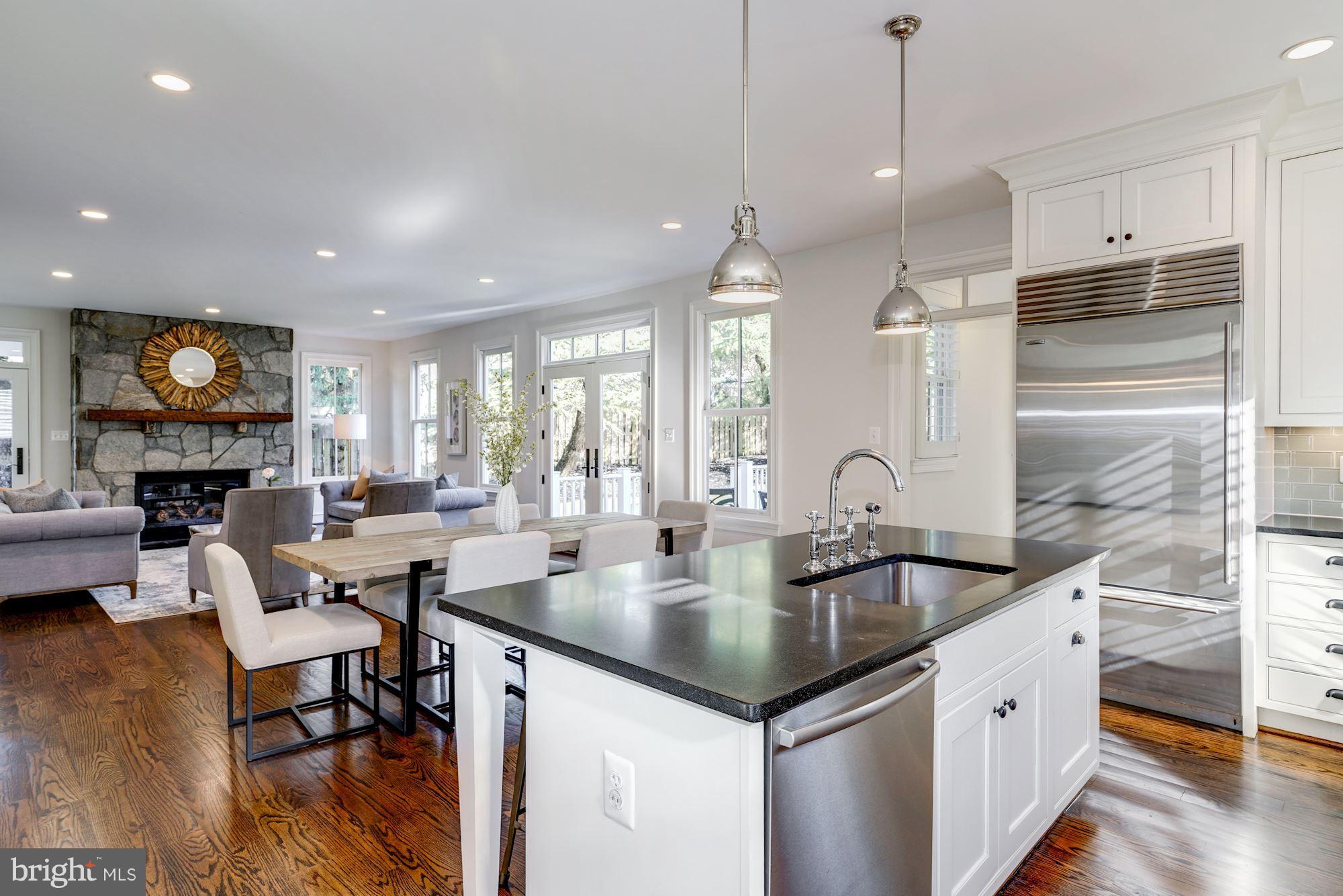 BERKSHIRE OAKWOOD - Residential