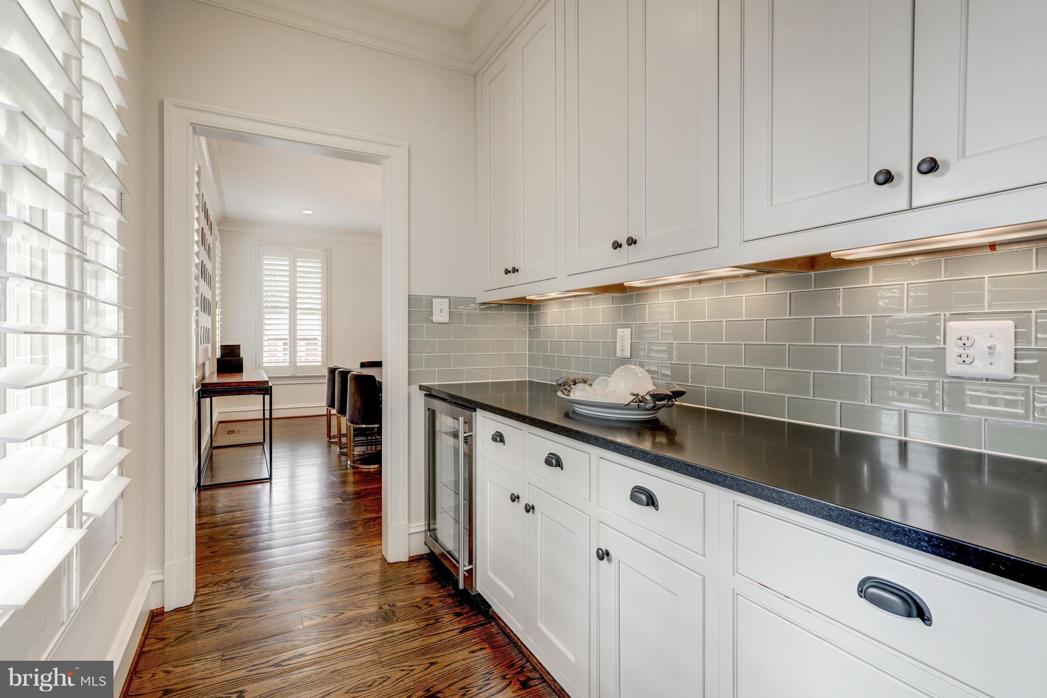 BERKSHIRE OAKWOOD - Residential