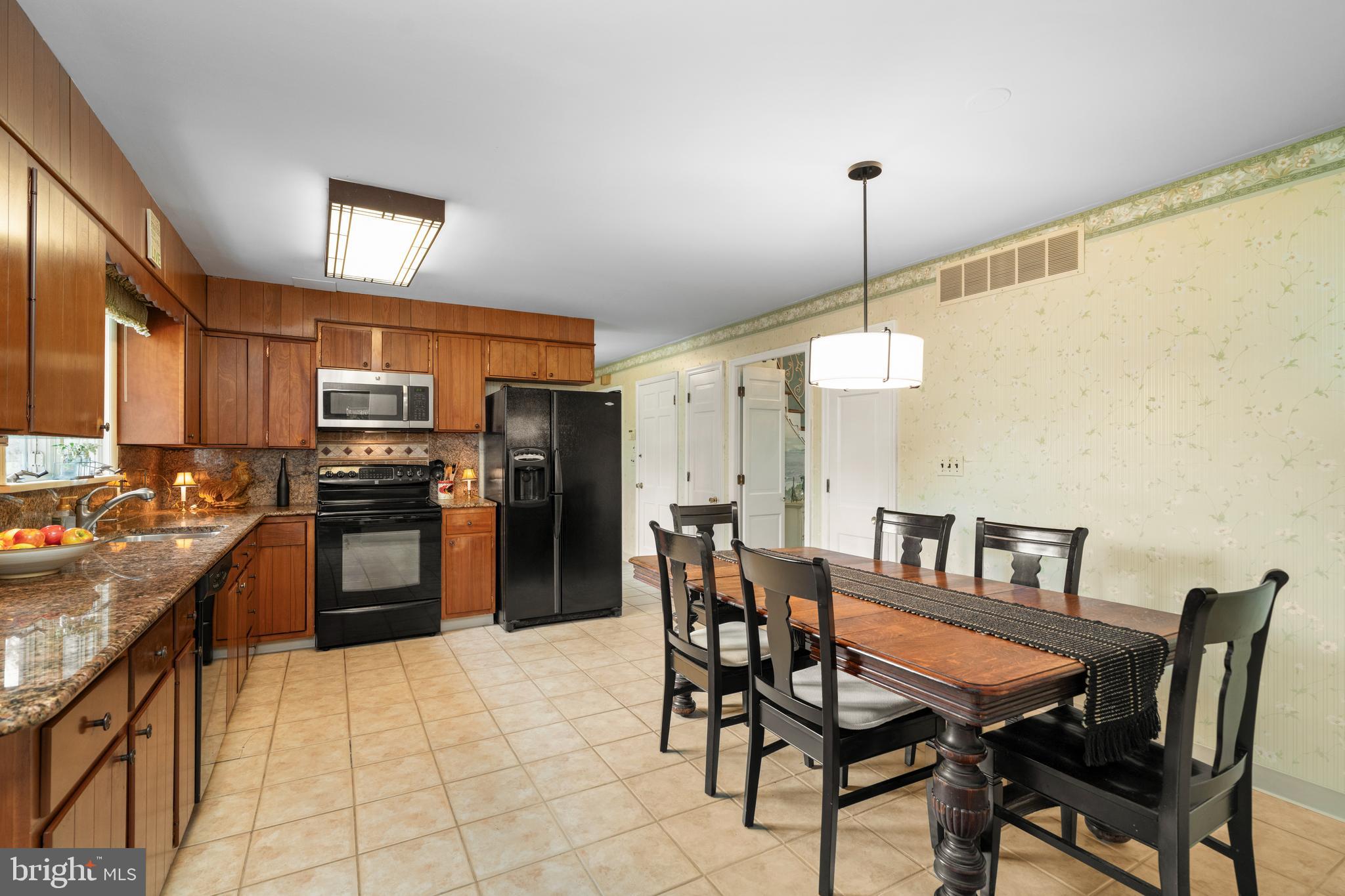 VALLEY GARTH - Residential
