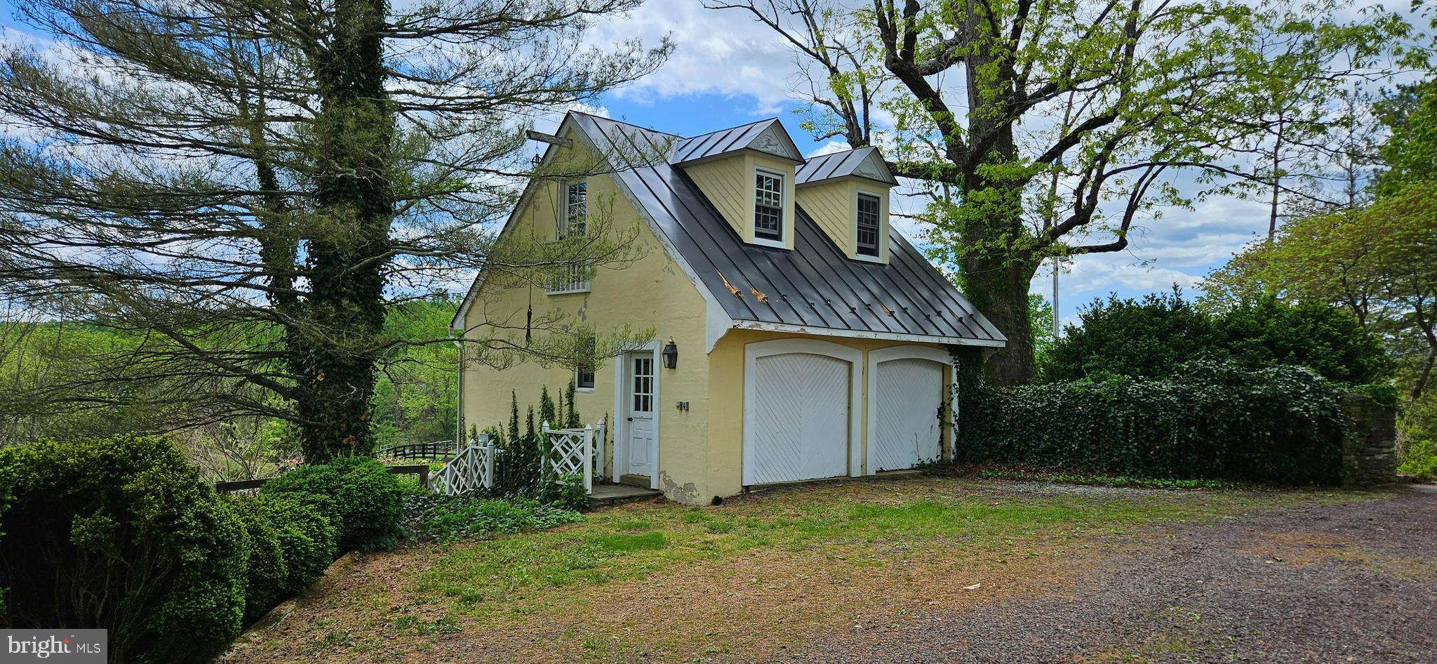 WOODVILLE - Residential