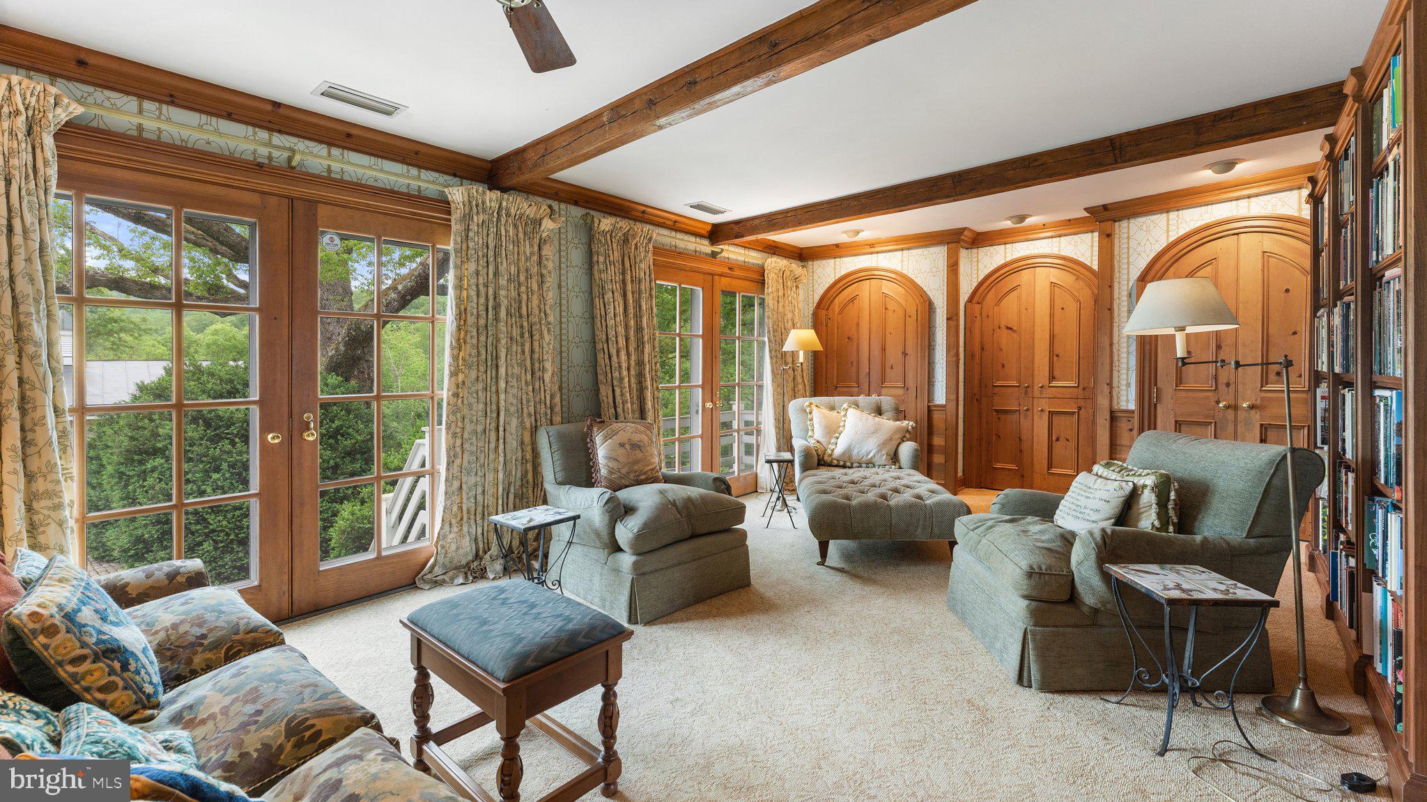 WOODVILLE - Residential