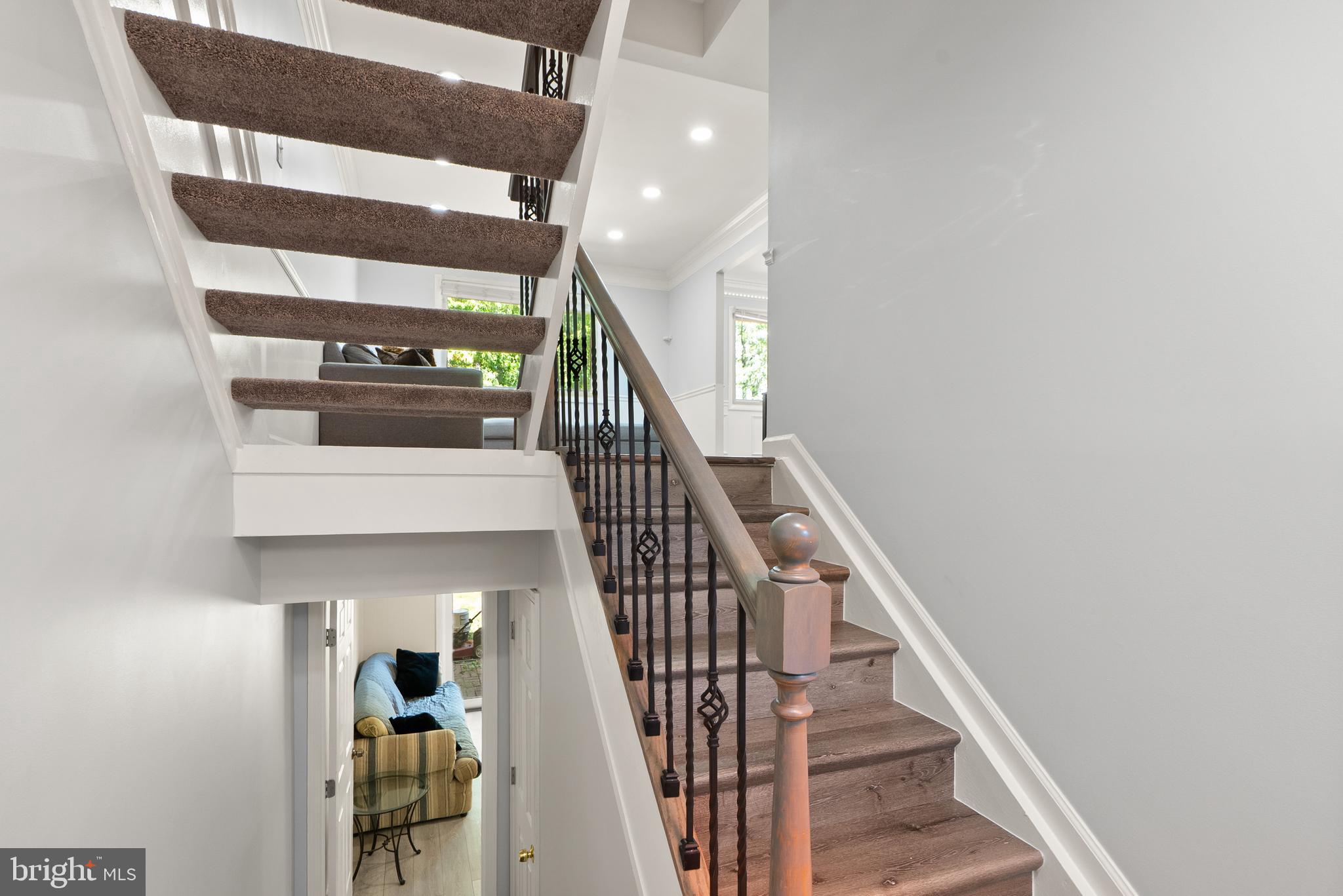 LAKE RIDGE - Residential