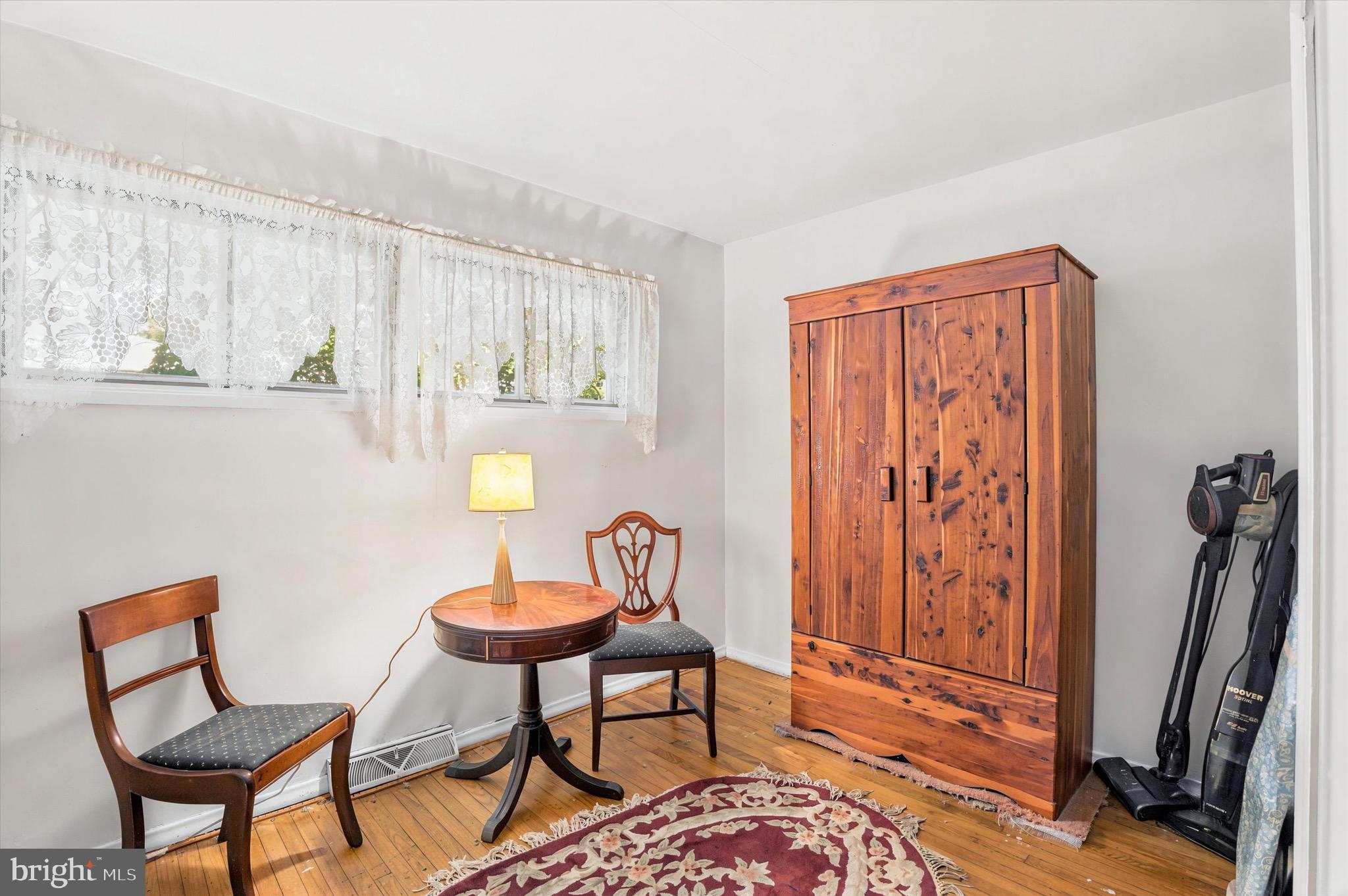 HIGH MEADOW - Residential