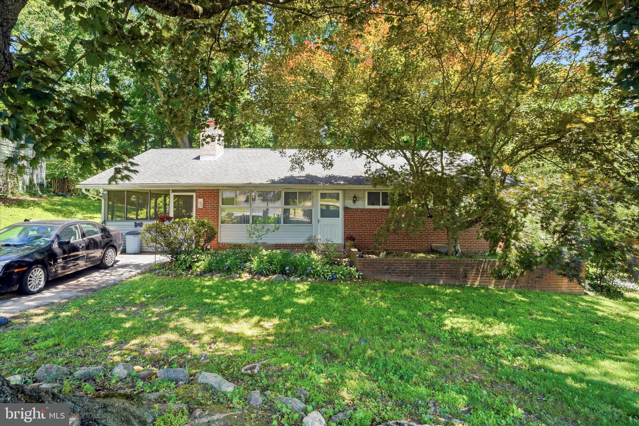 HIGH MEADOW - Residential