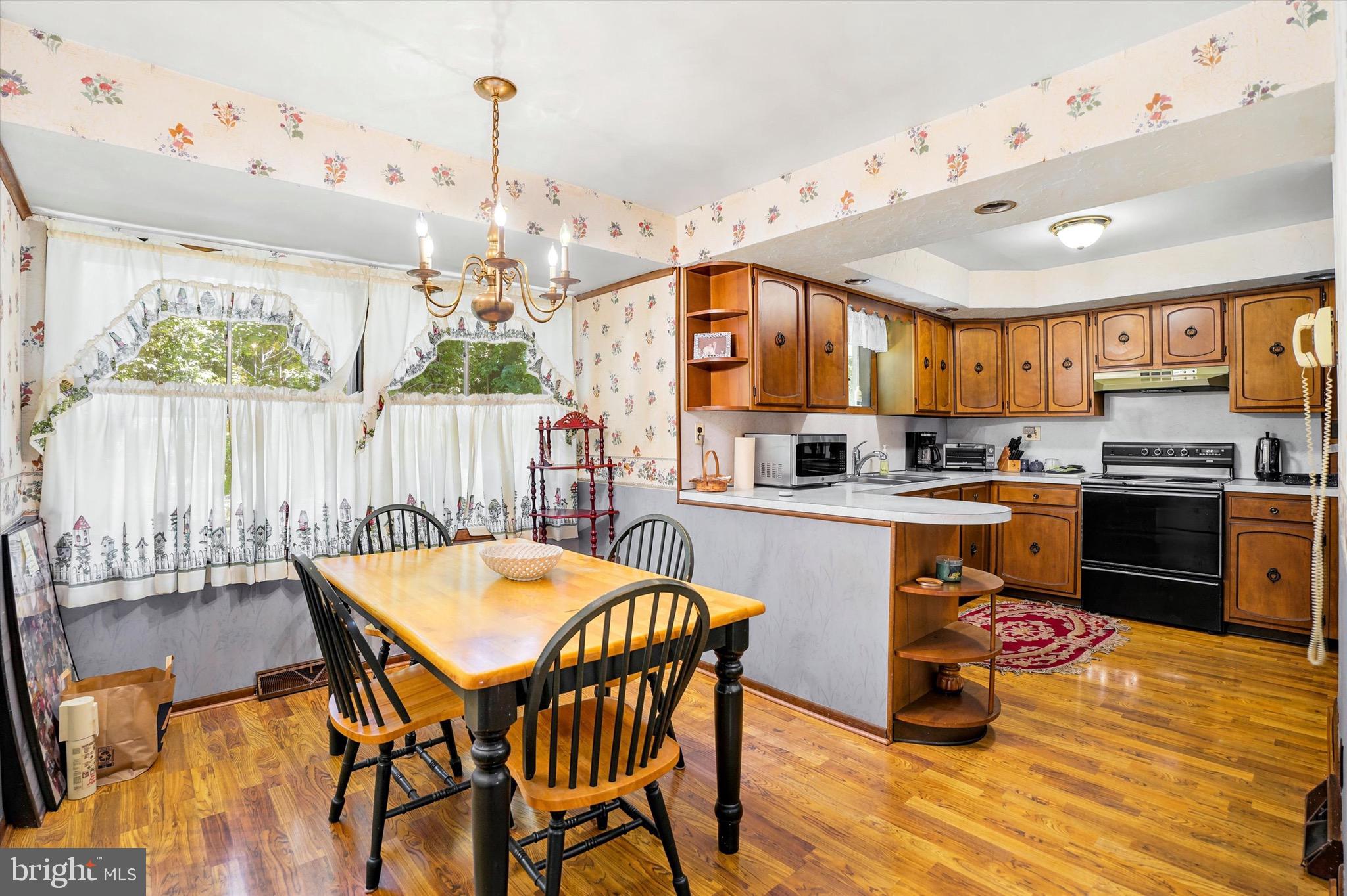 HIGH MEADOW - Residential