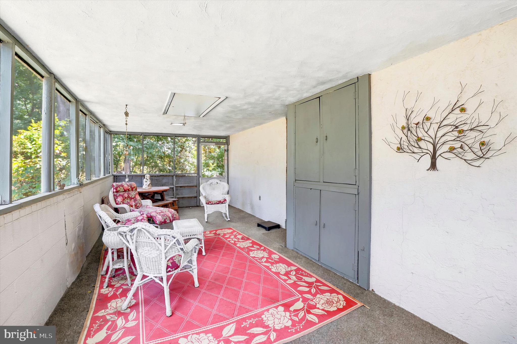 HIGH MEADOW - Residential