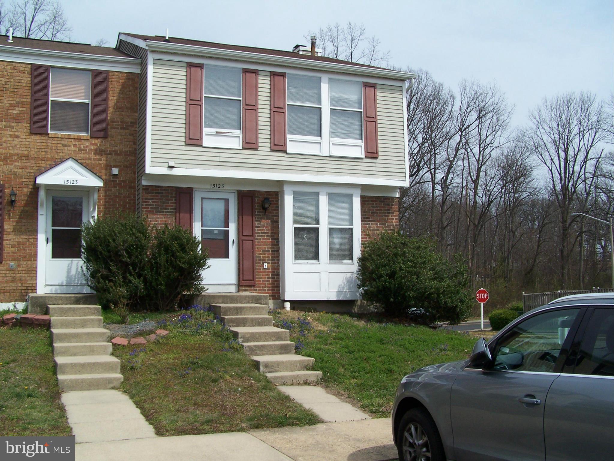 CAMBRIDGE SQUARE - Residential Lease